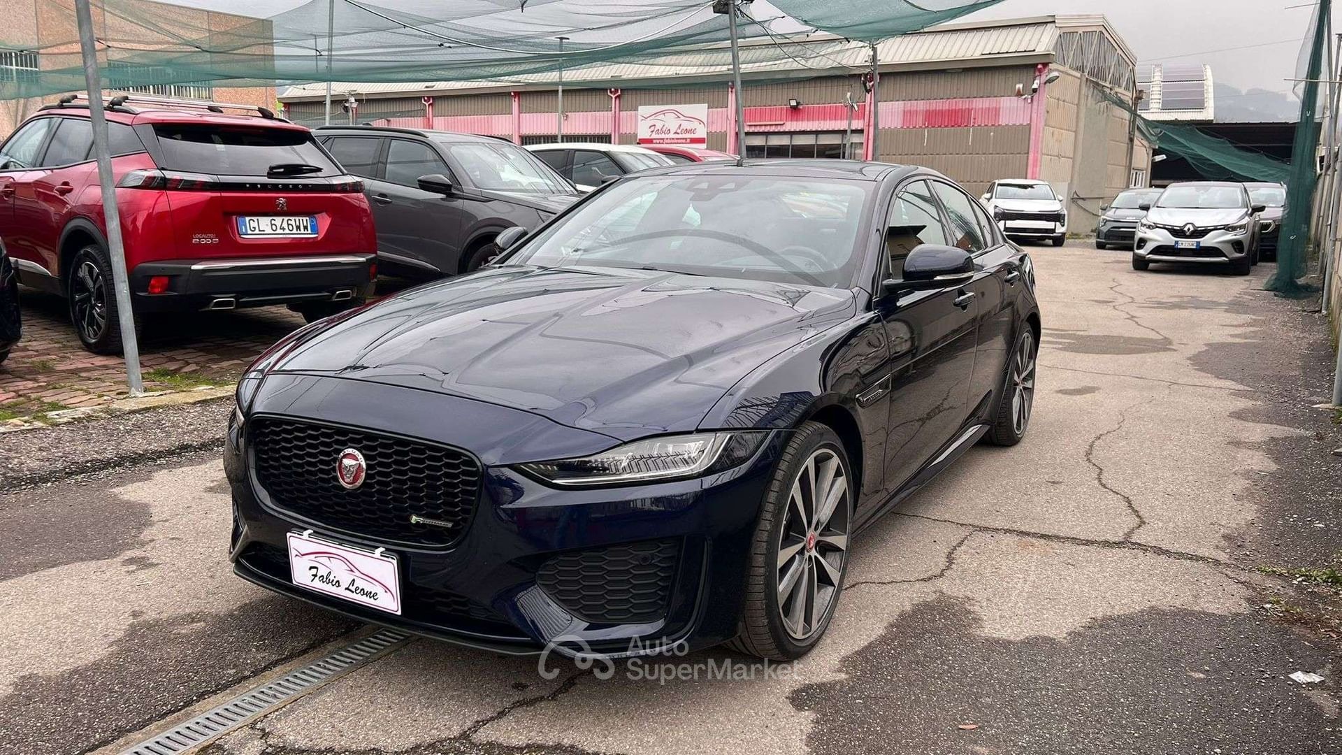 Jaguar XE
