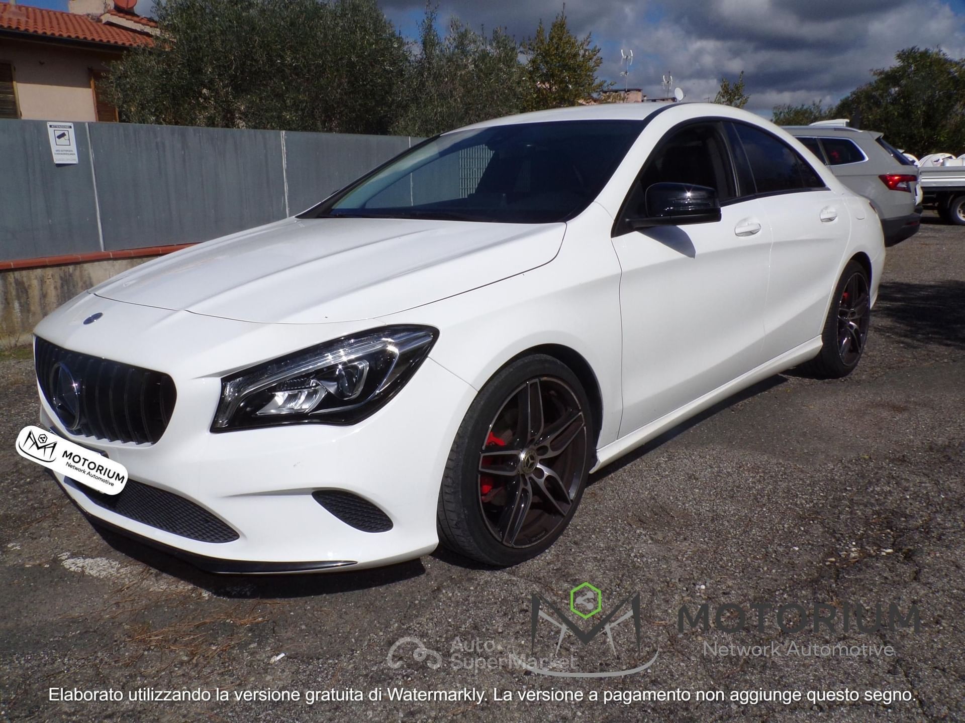 Mercedes-Benz CLA