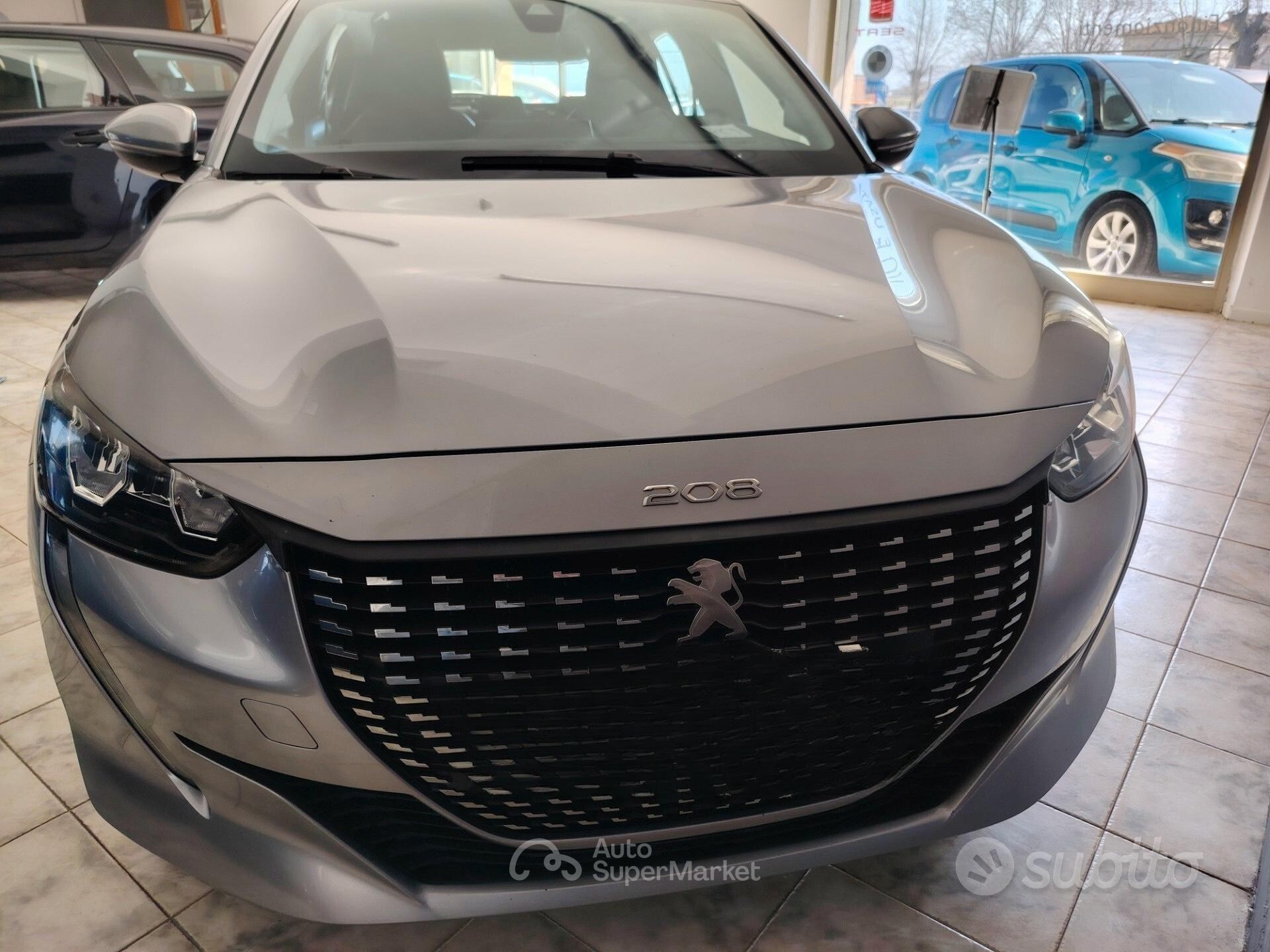 Peugeot 208