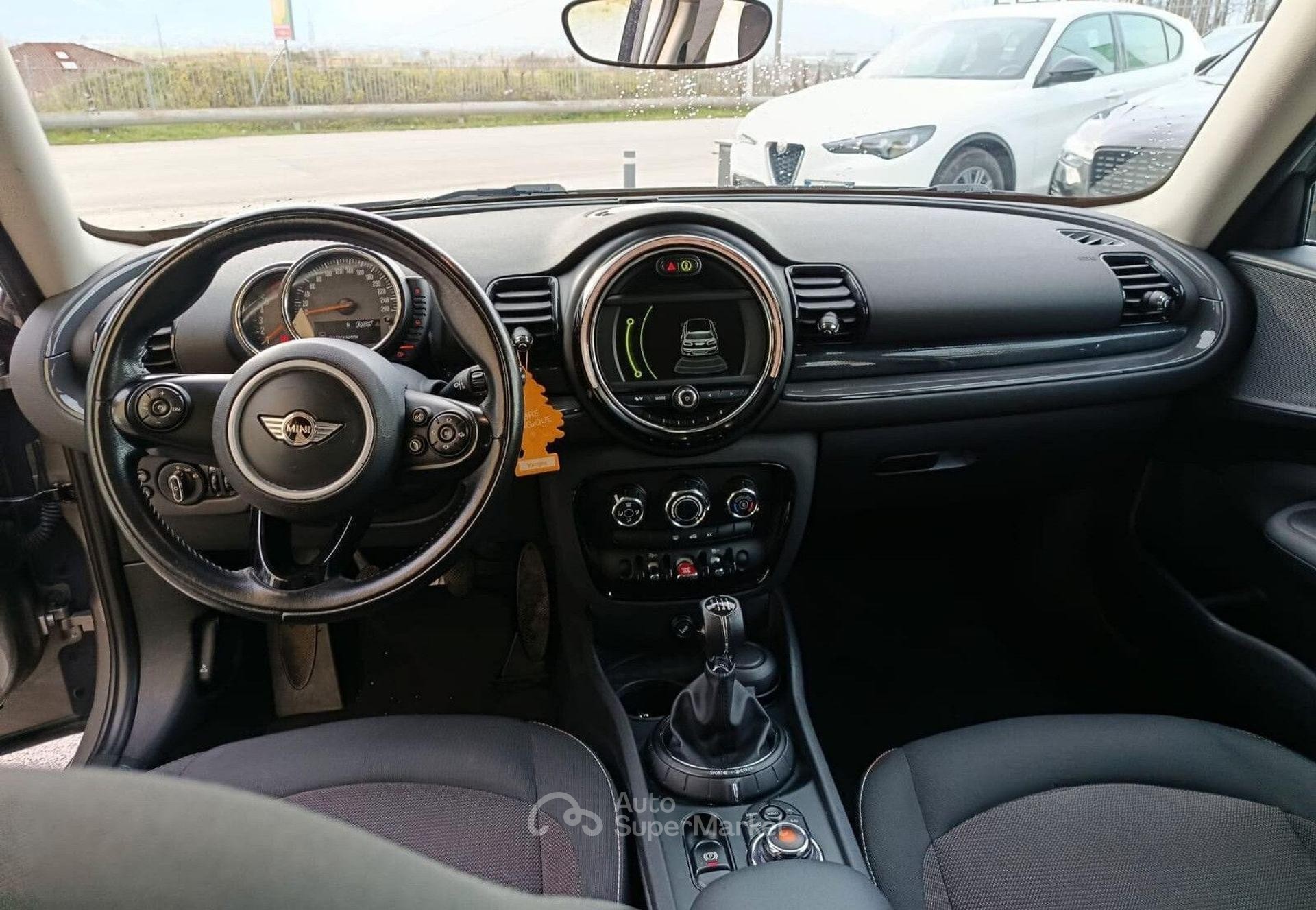 MINI Clubman