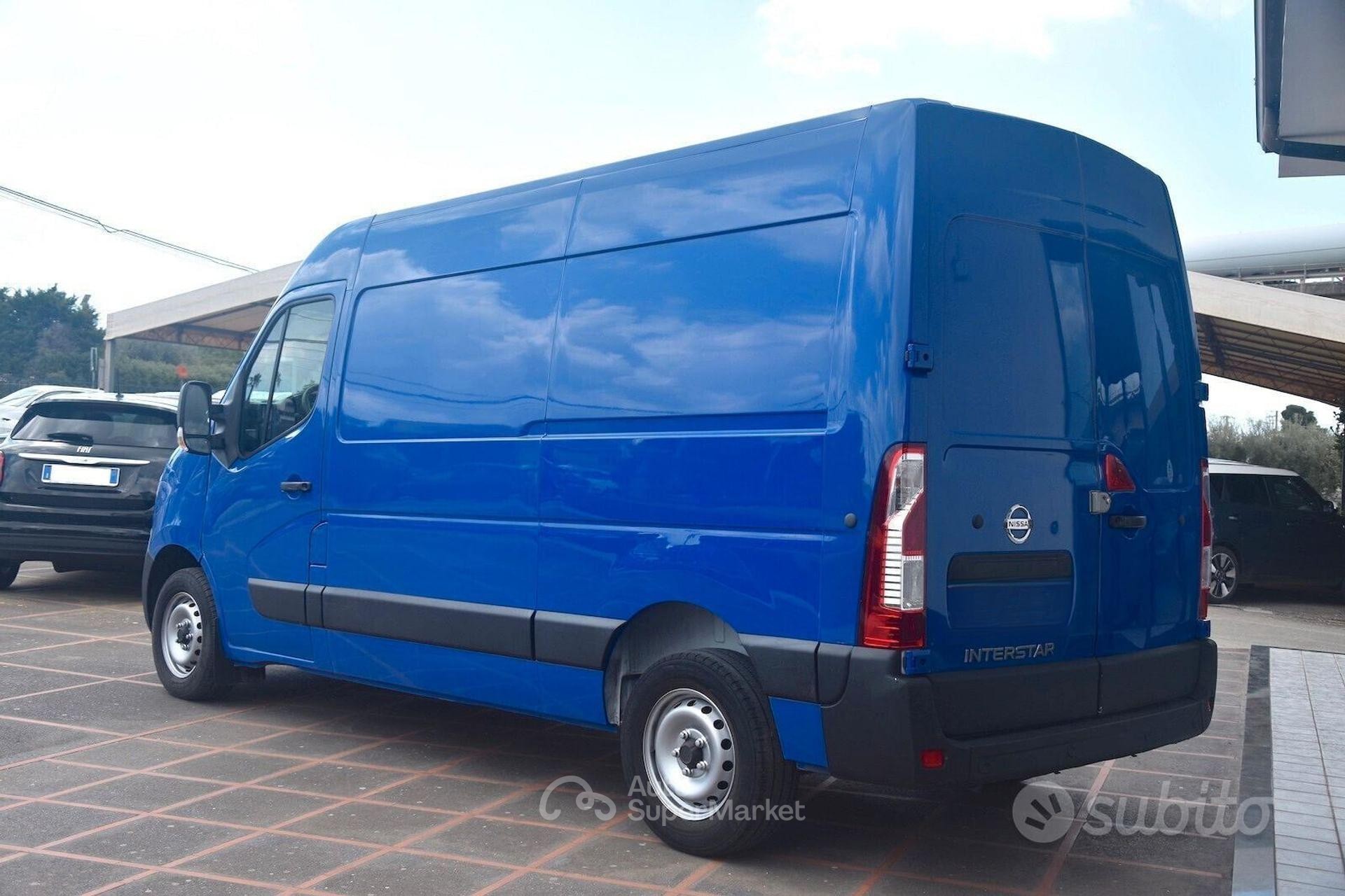 Nissan Interstar