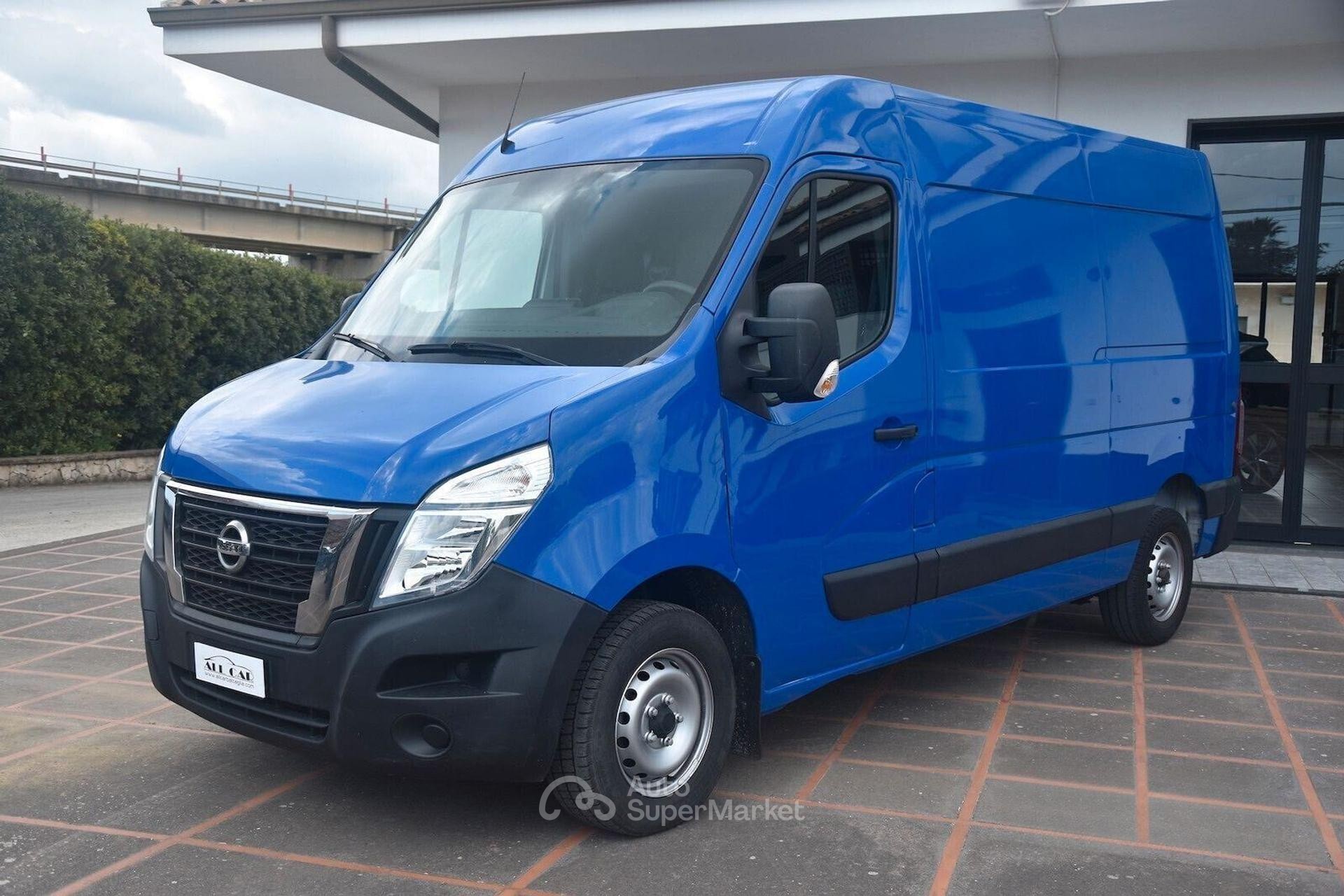 Nissan Interstar