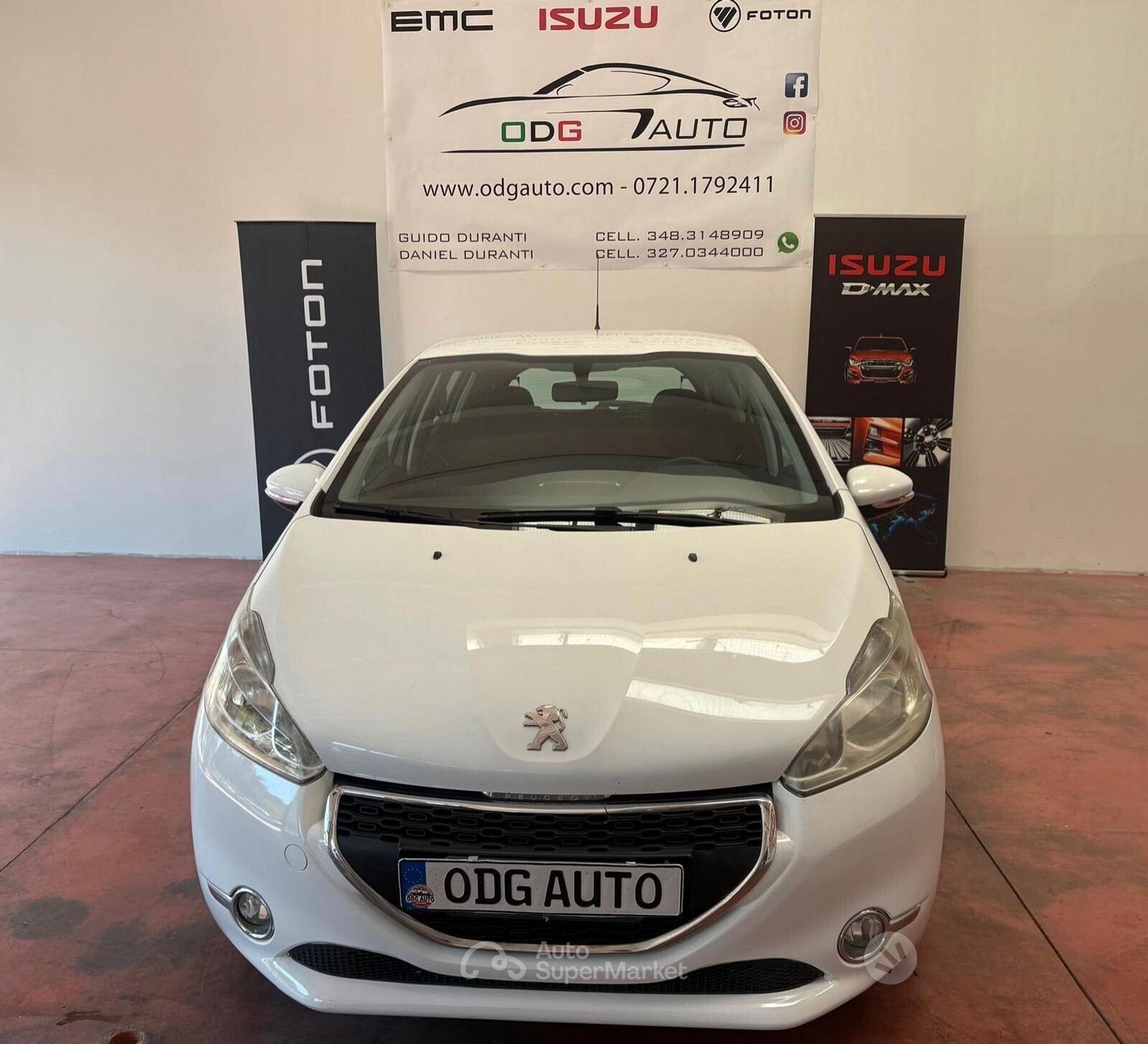 Peugeot 208