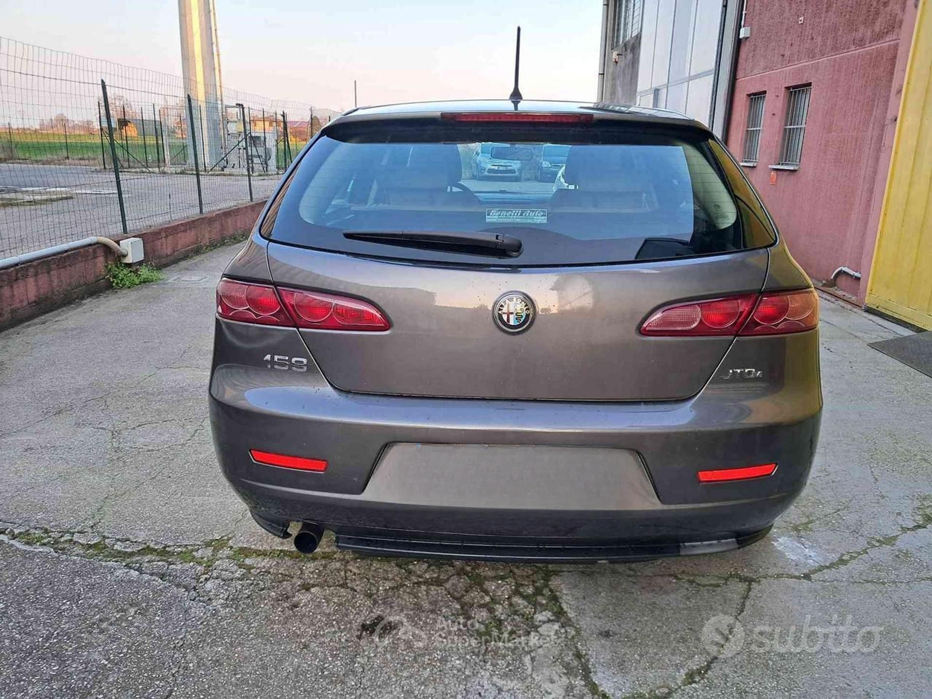 Alfa Romeo 159