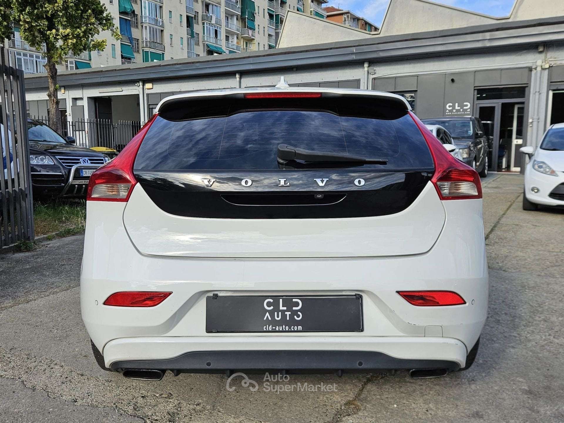 Volvo V40