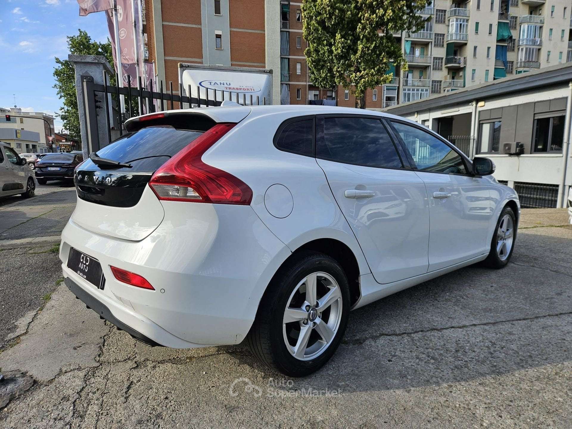 Volvo V40