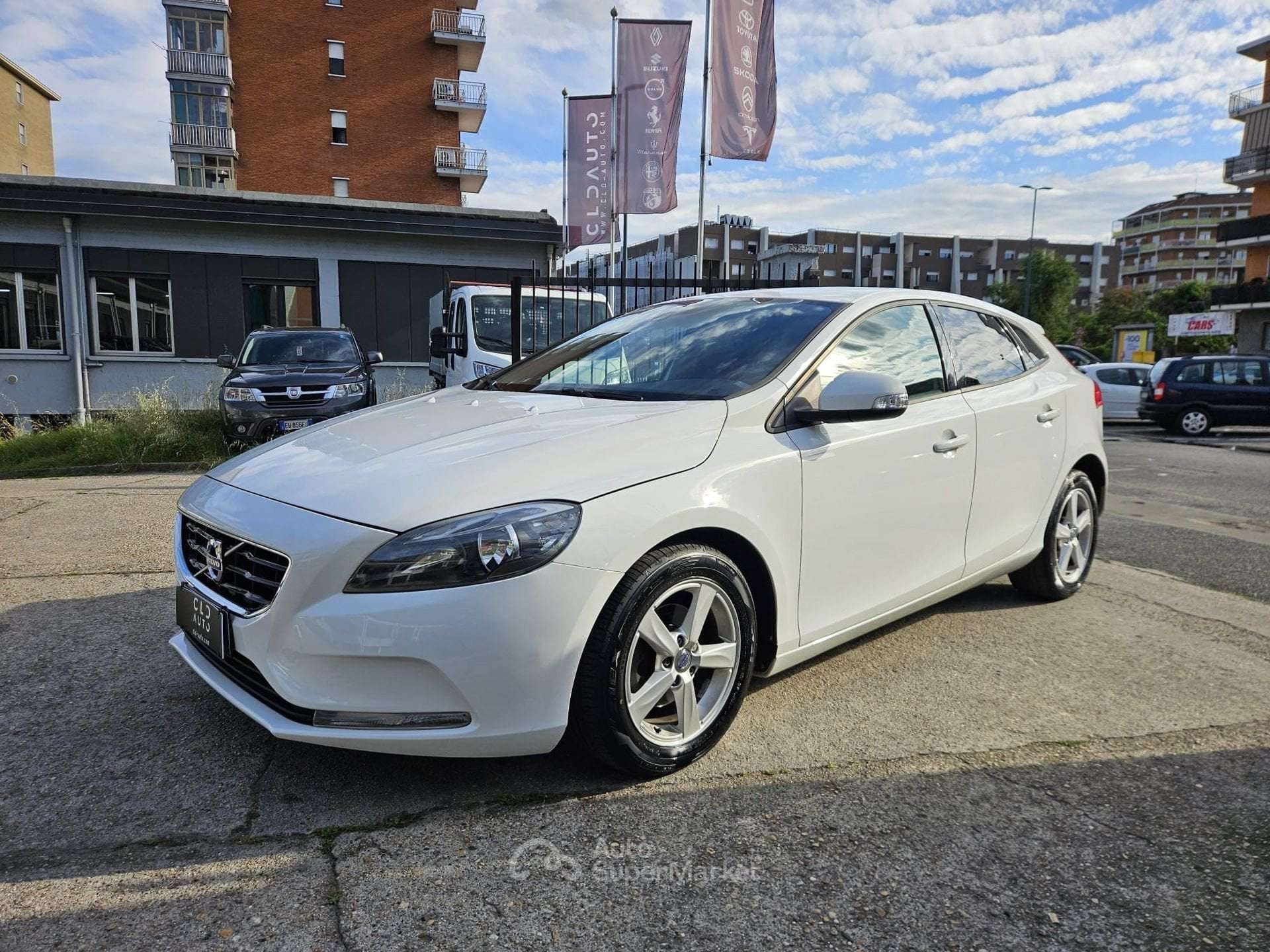 Volvo V40