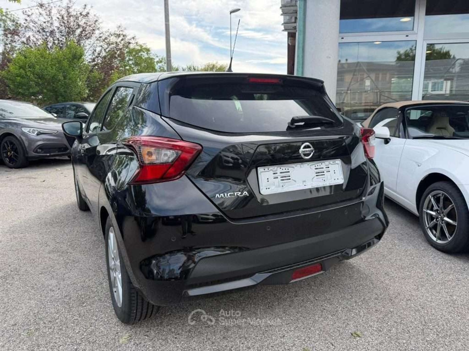 Nissan Micra