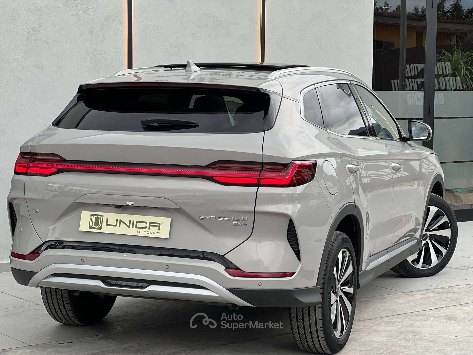 BYD Seal u