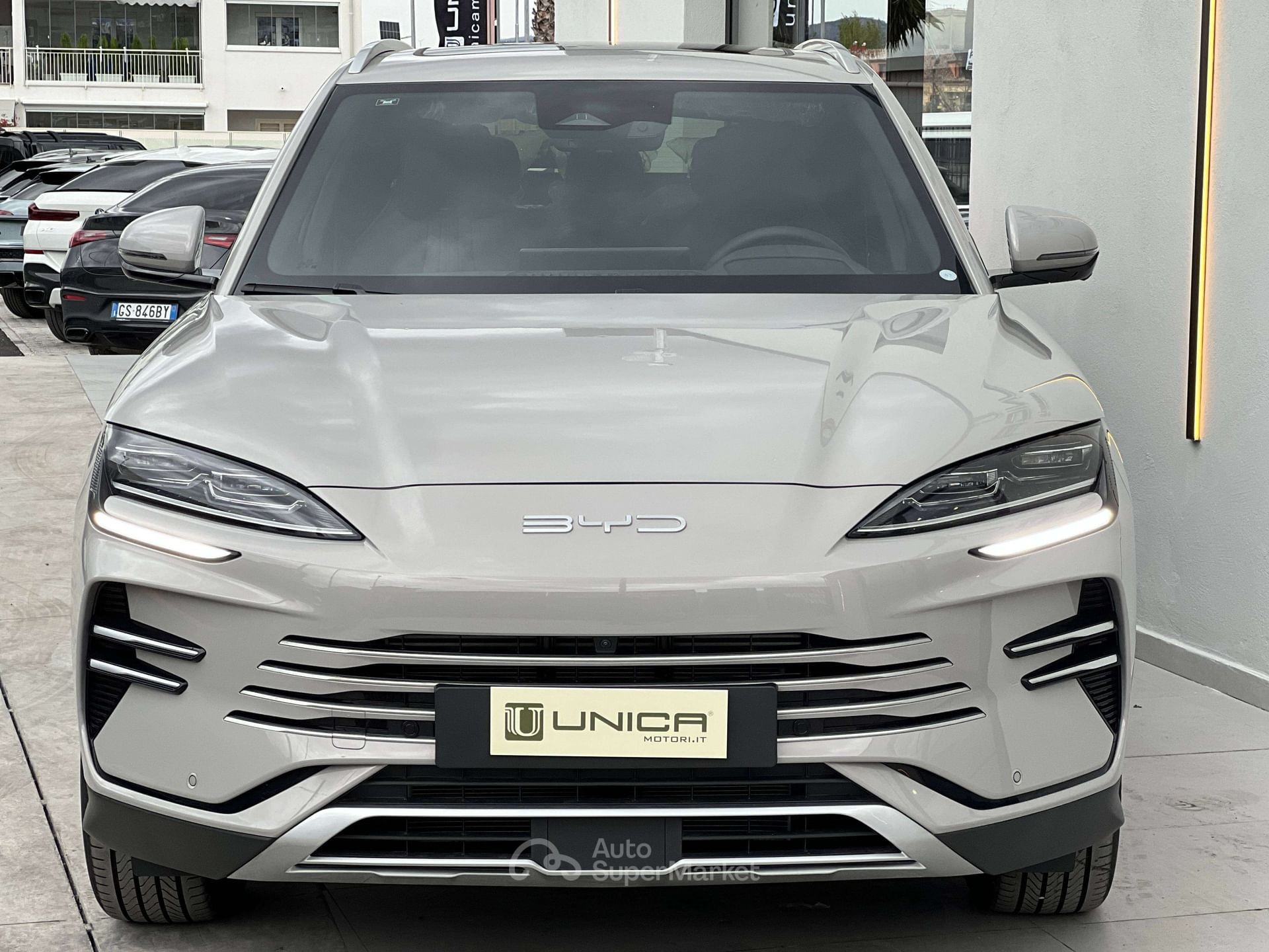 BYD Seal u