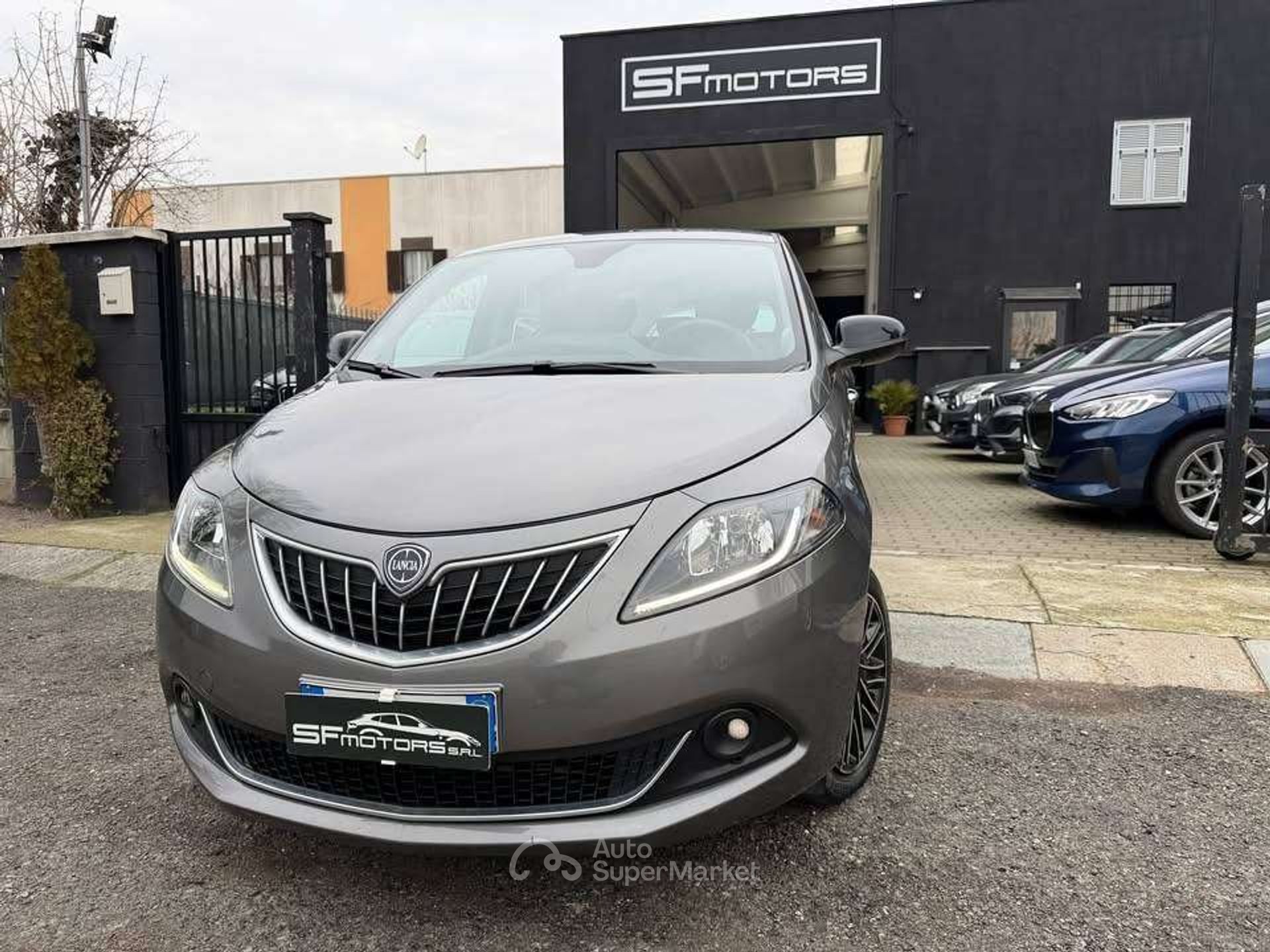 Lancia Ypsilon
