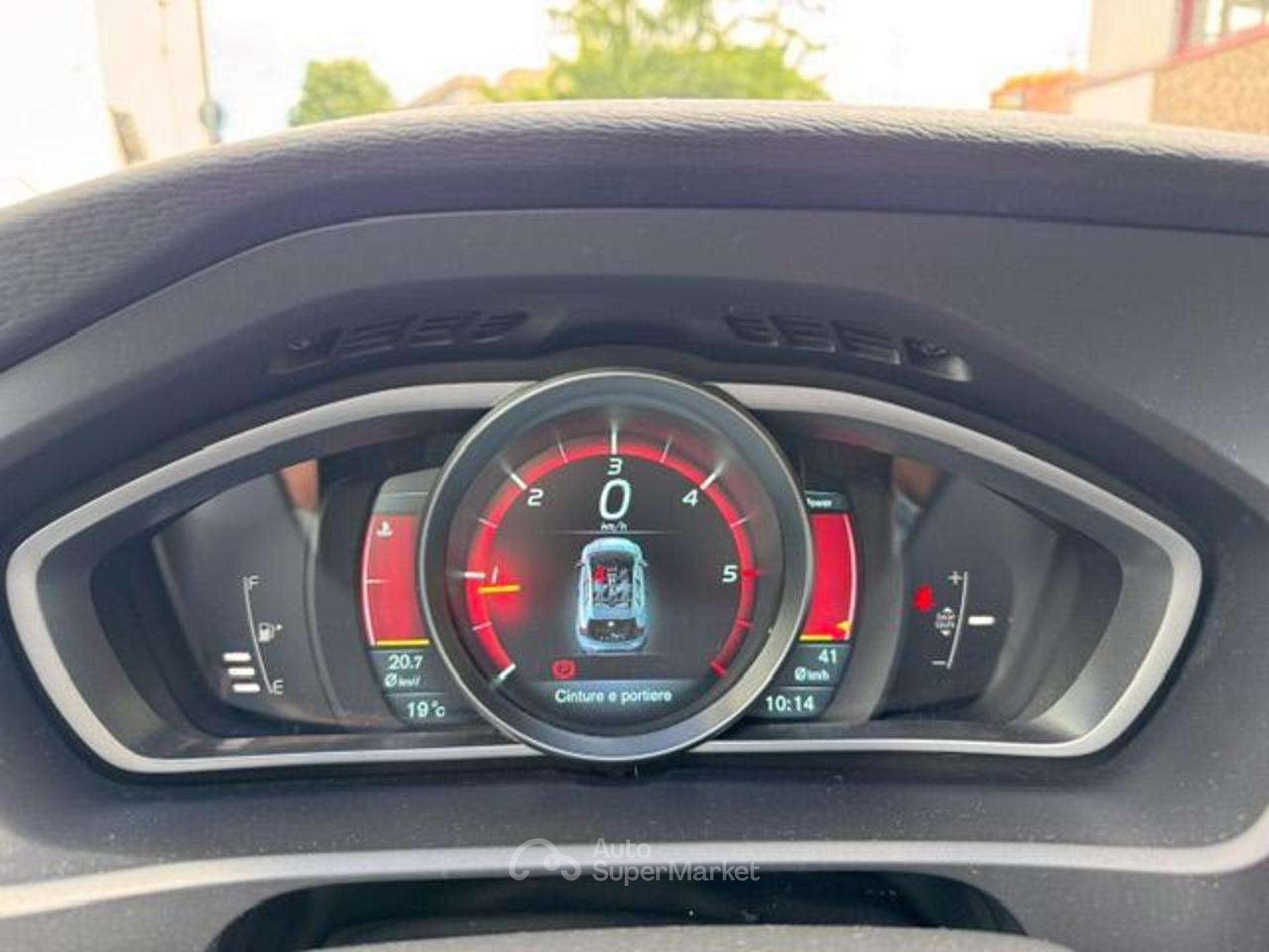 Volvo V40