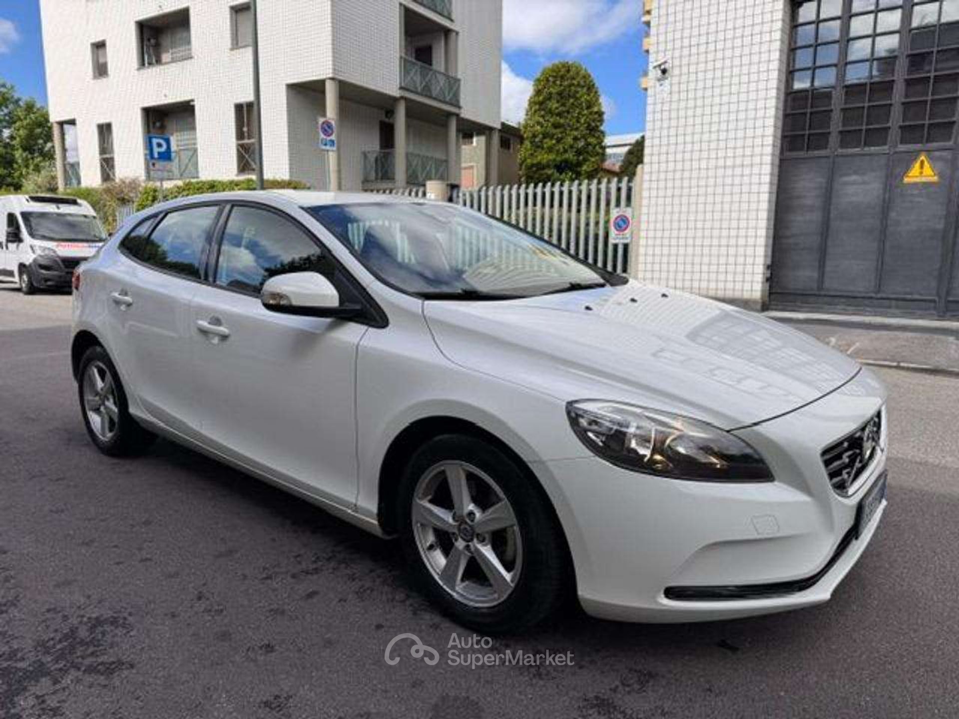Volvo V40
