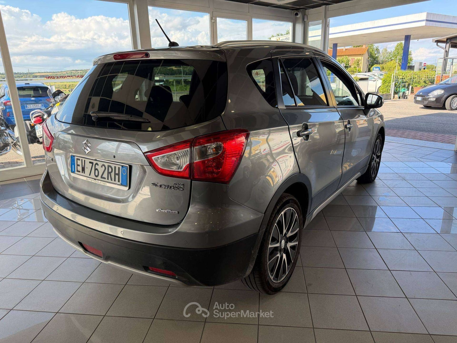 Suzuki SX4