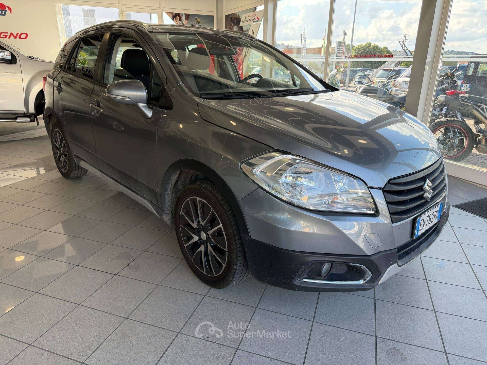 Suzuki SX4