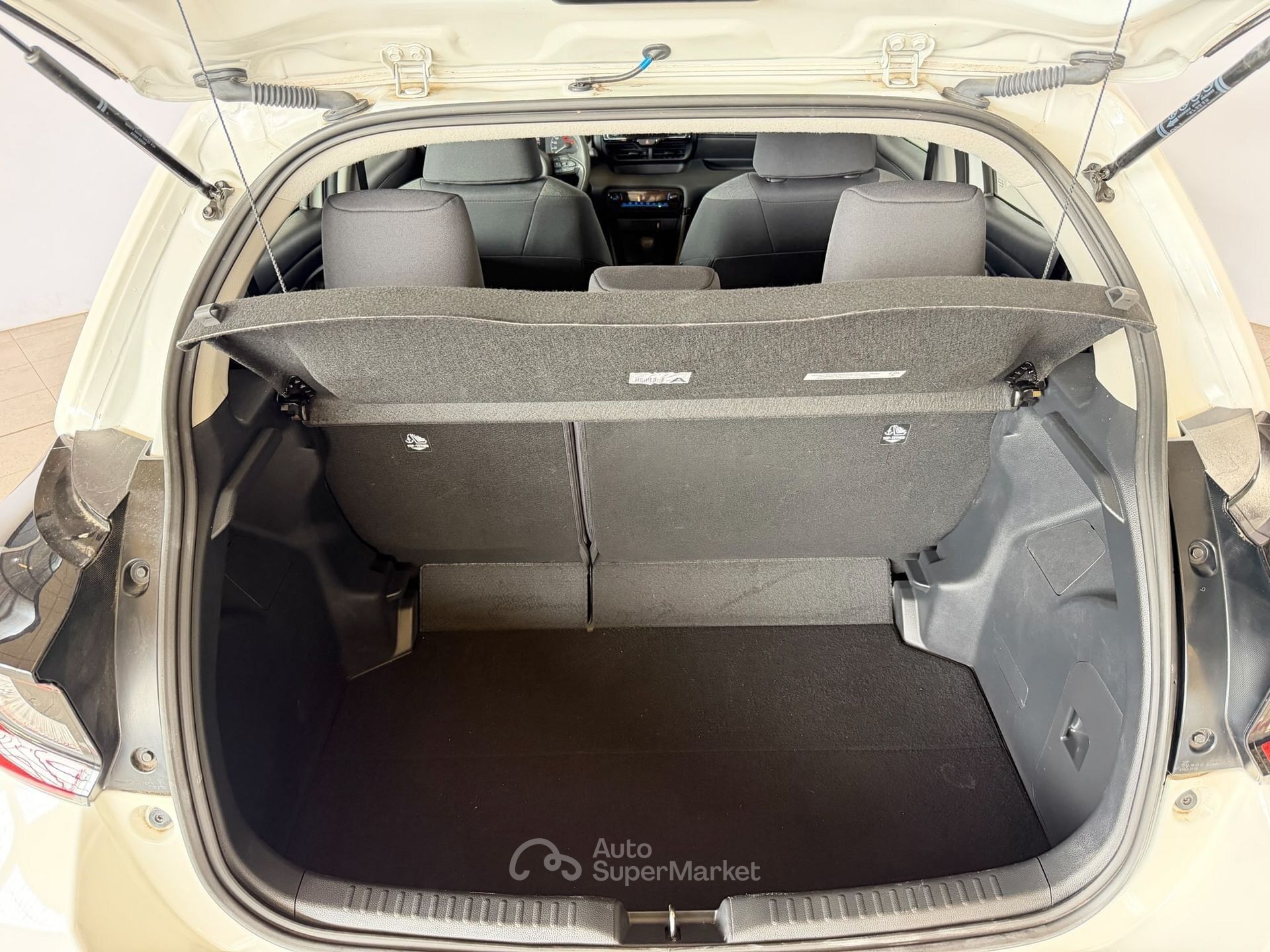 Mazda 2 Hybrid