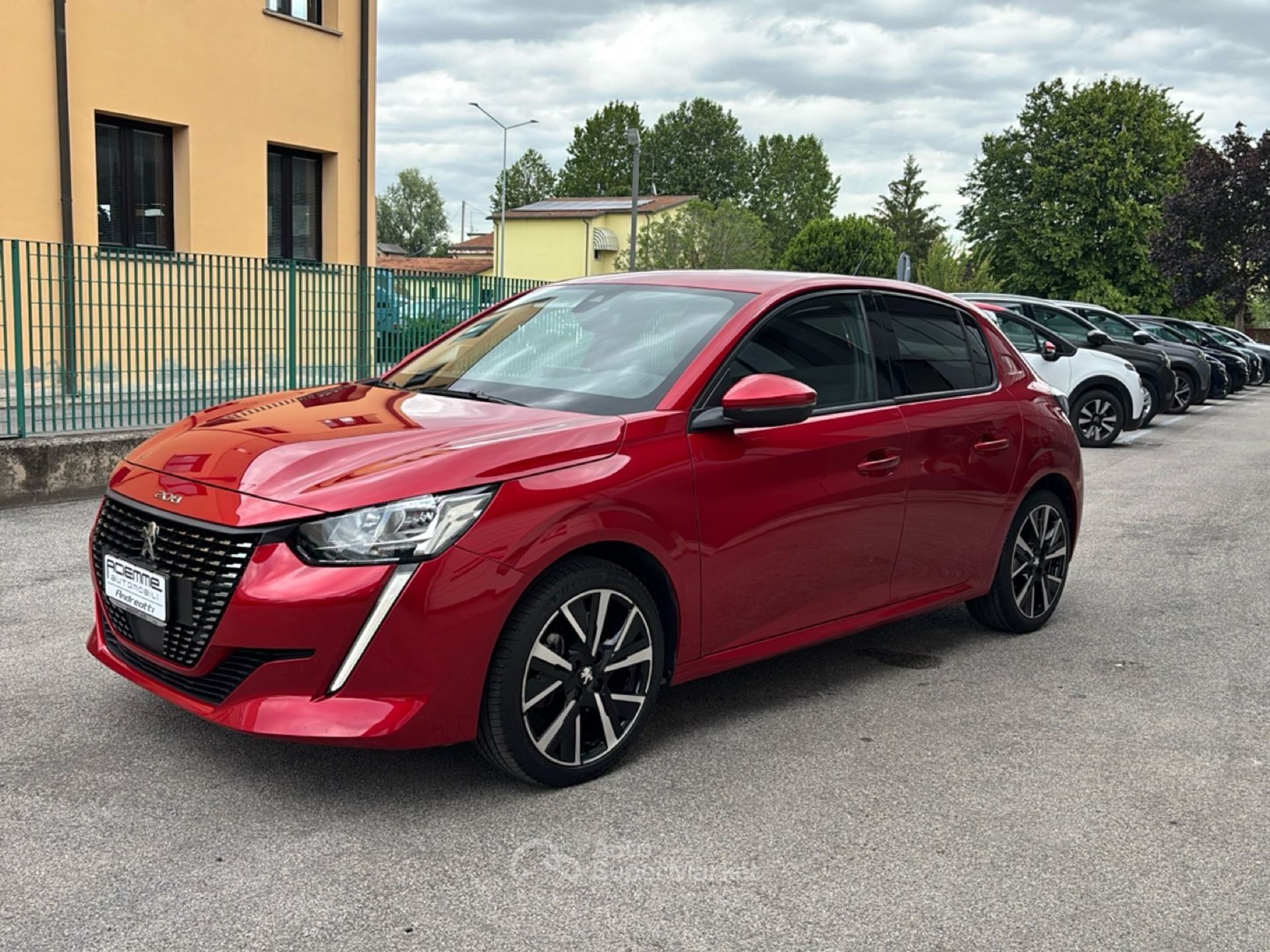 Peugeot 208