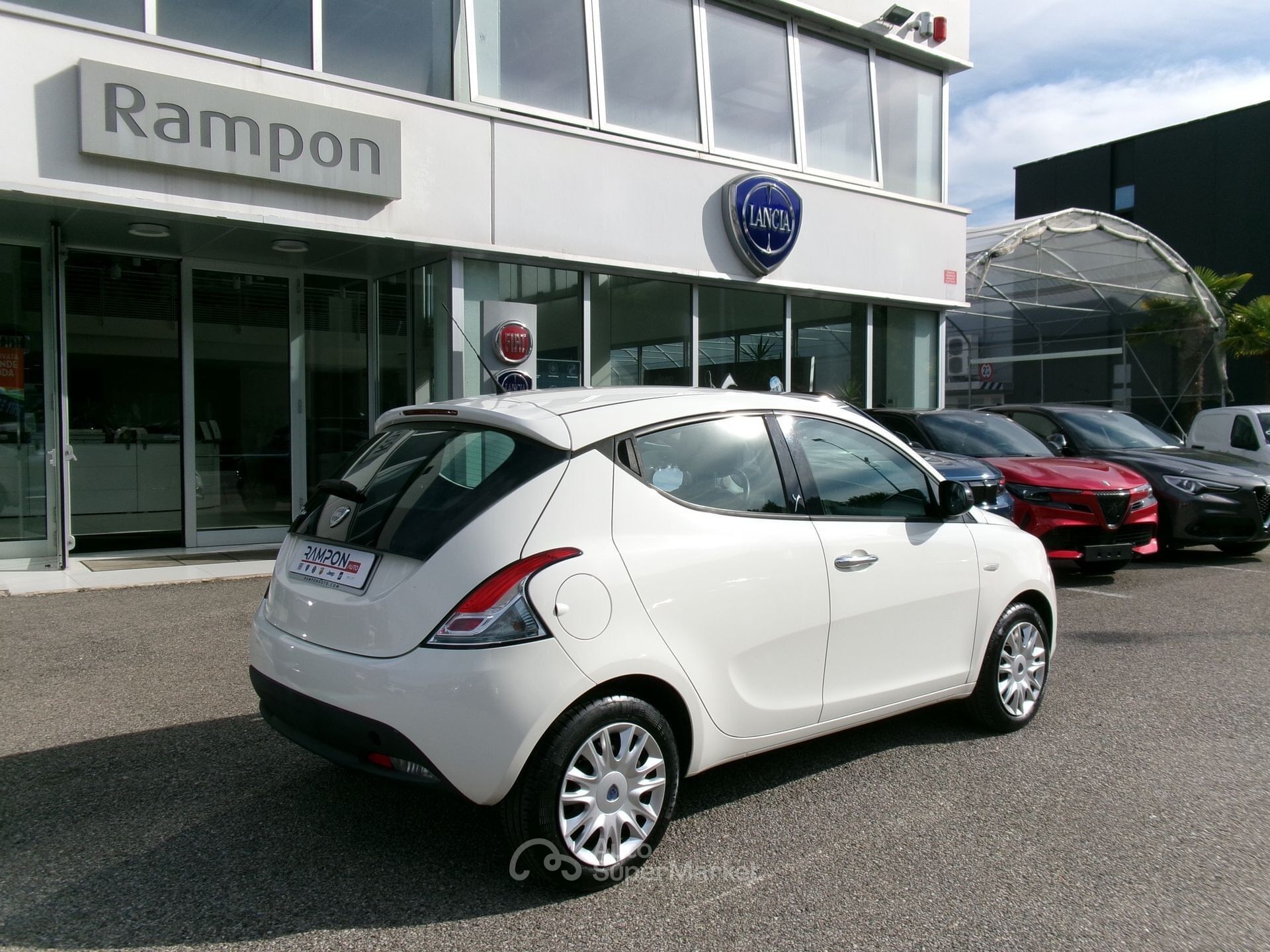 Lancia Ypsilon