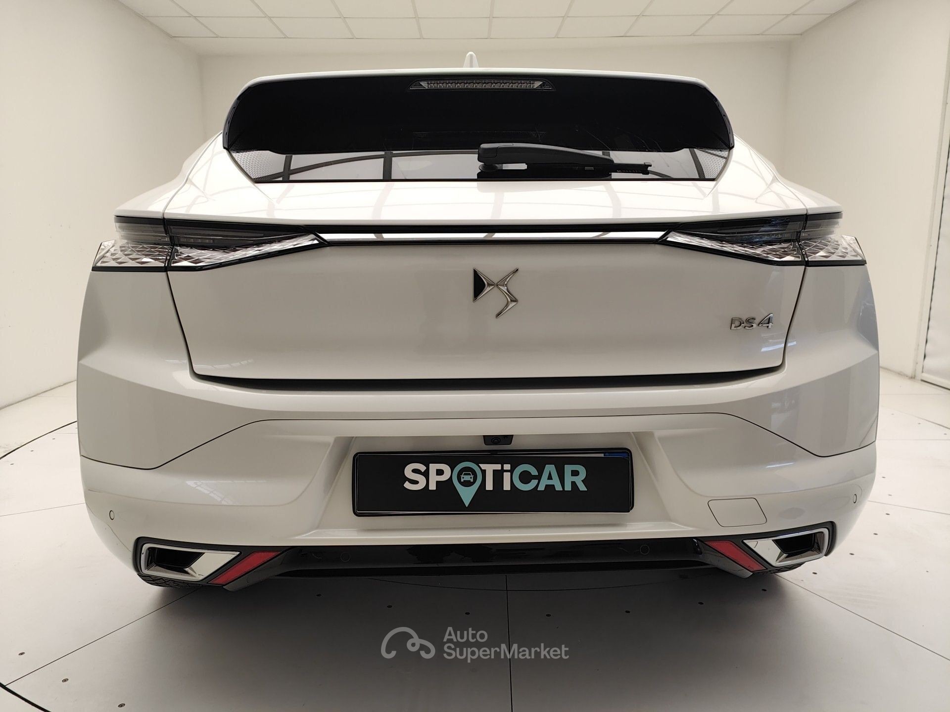 DS Automobiles DS 4