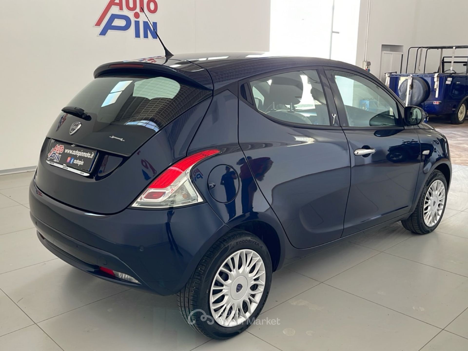 Lancia Ypsilon