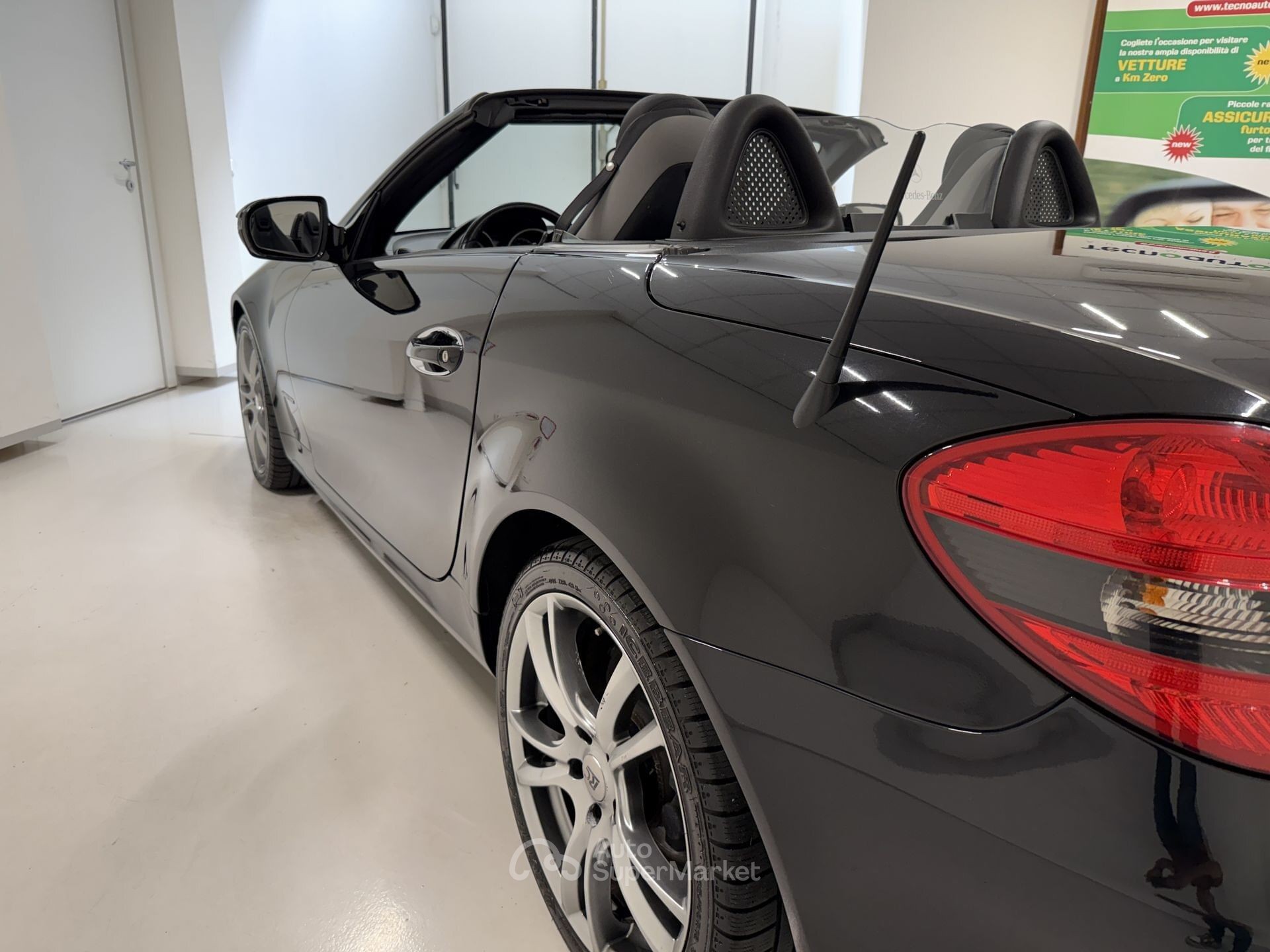Mercedes-Benz SLK