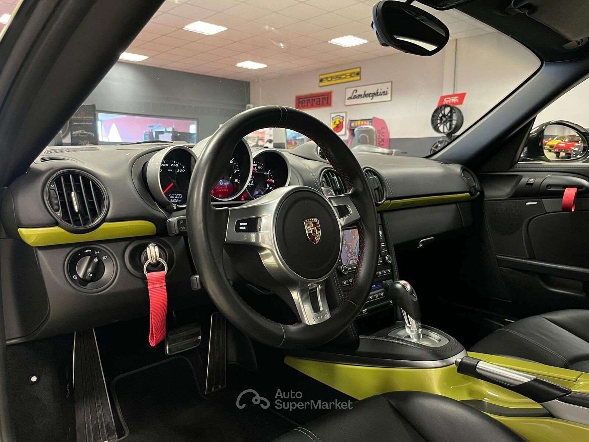 Porsche Cayman