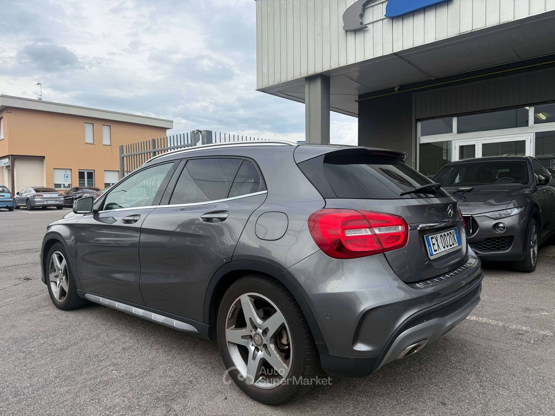Mercedes-Benz GLA