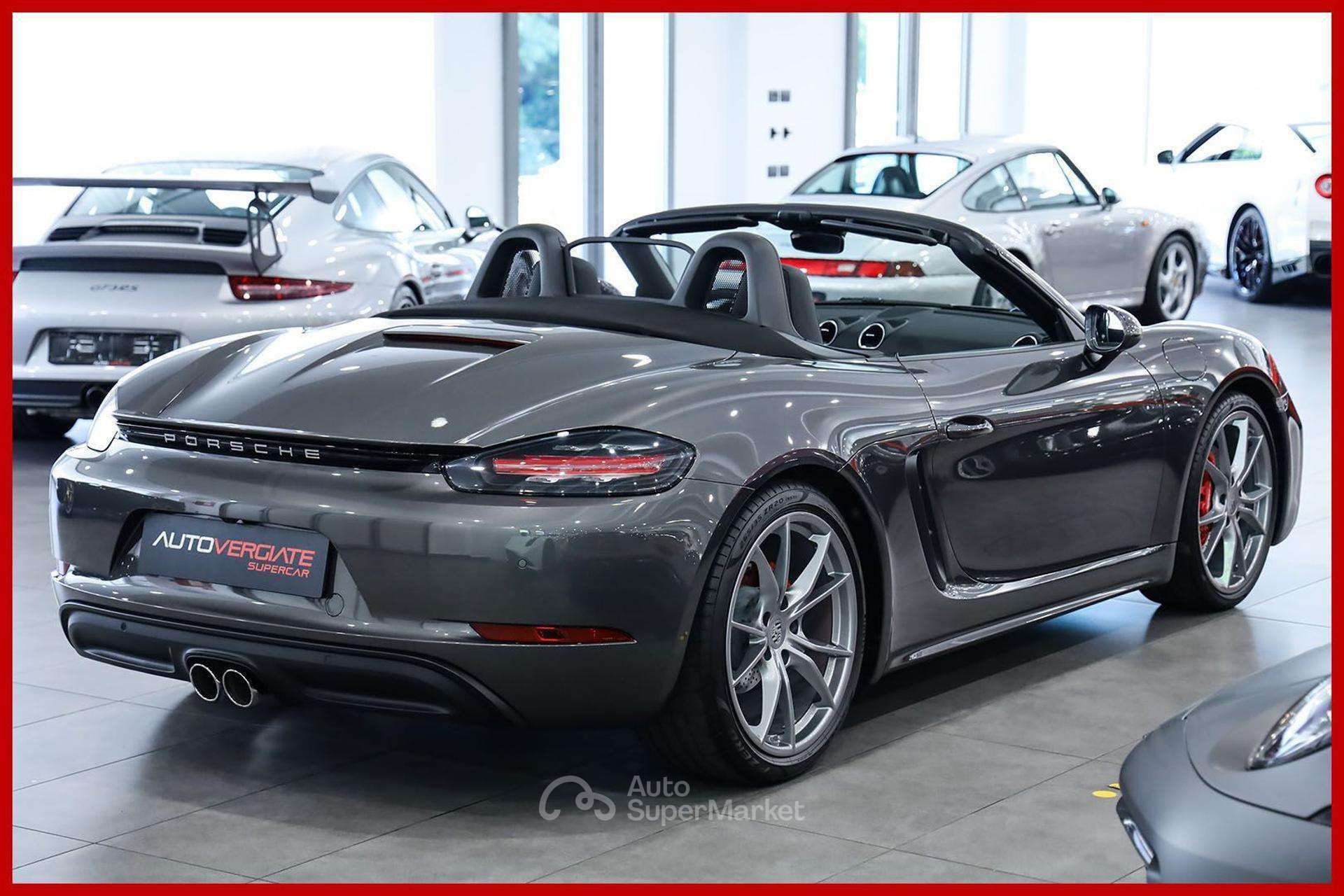 Porsche 718