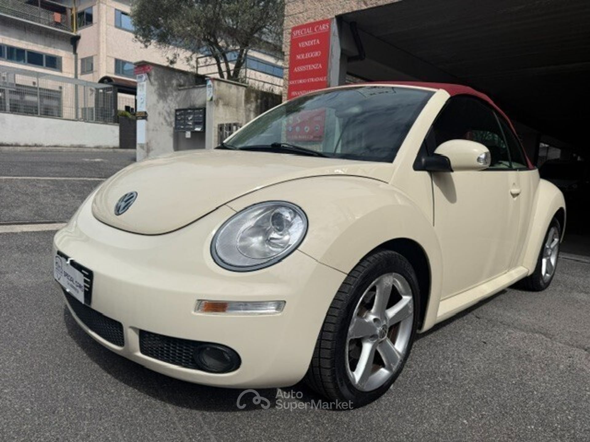Volkswagen New Beetle