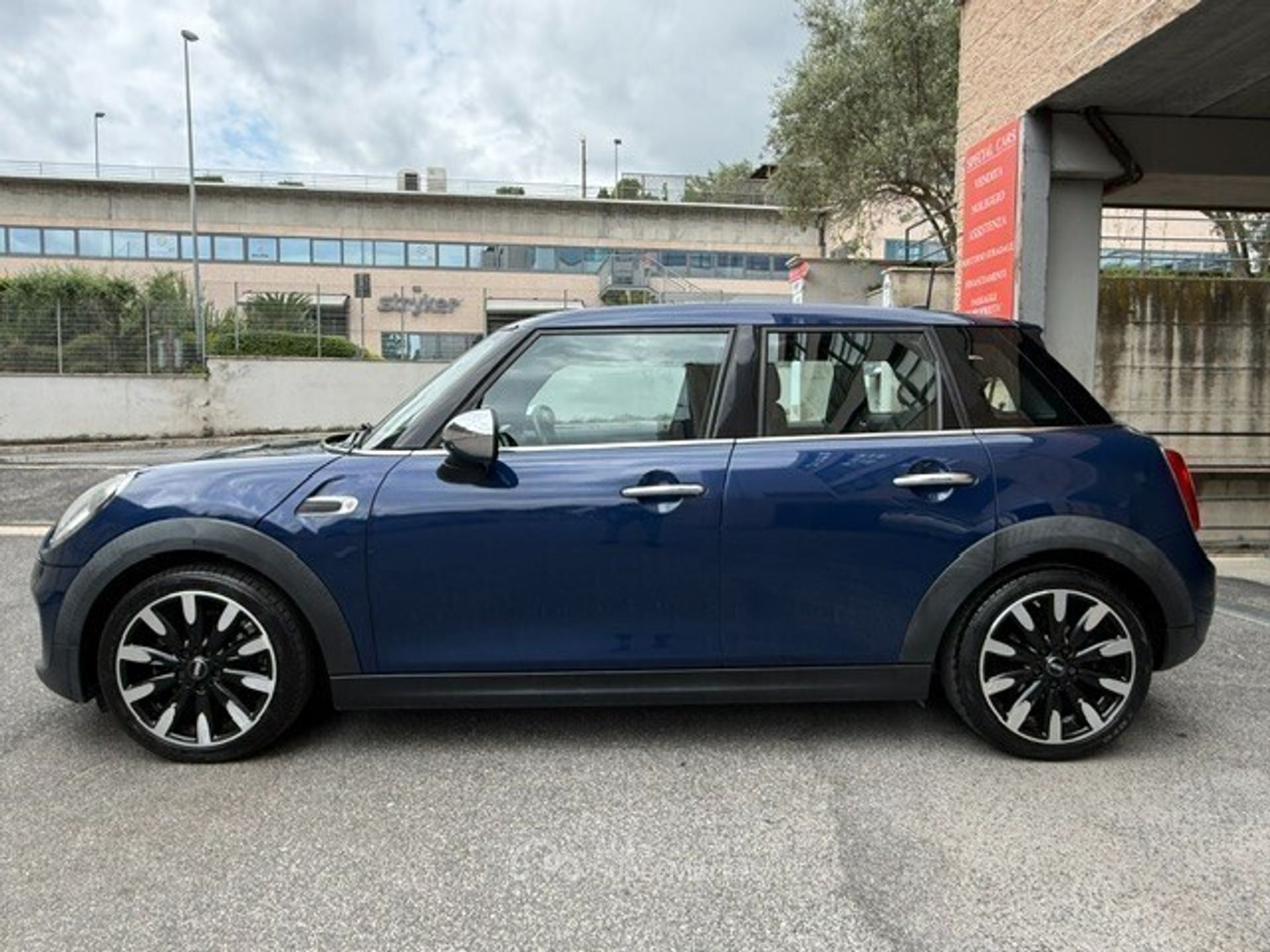 MINI 1.5 Cooper D Hype 5