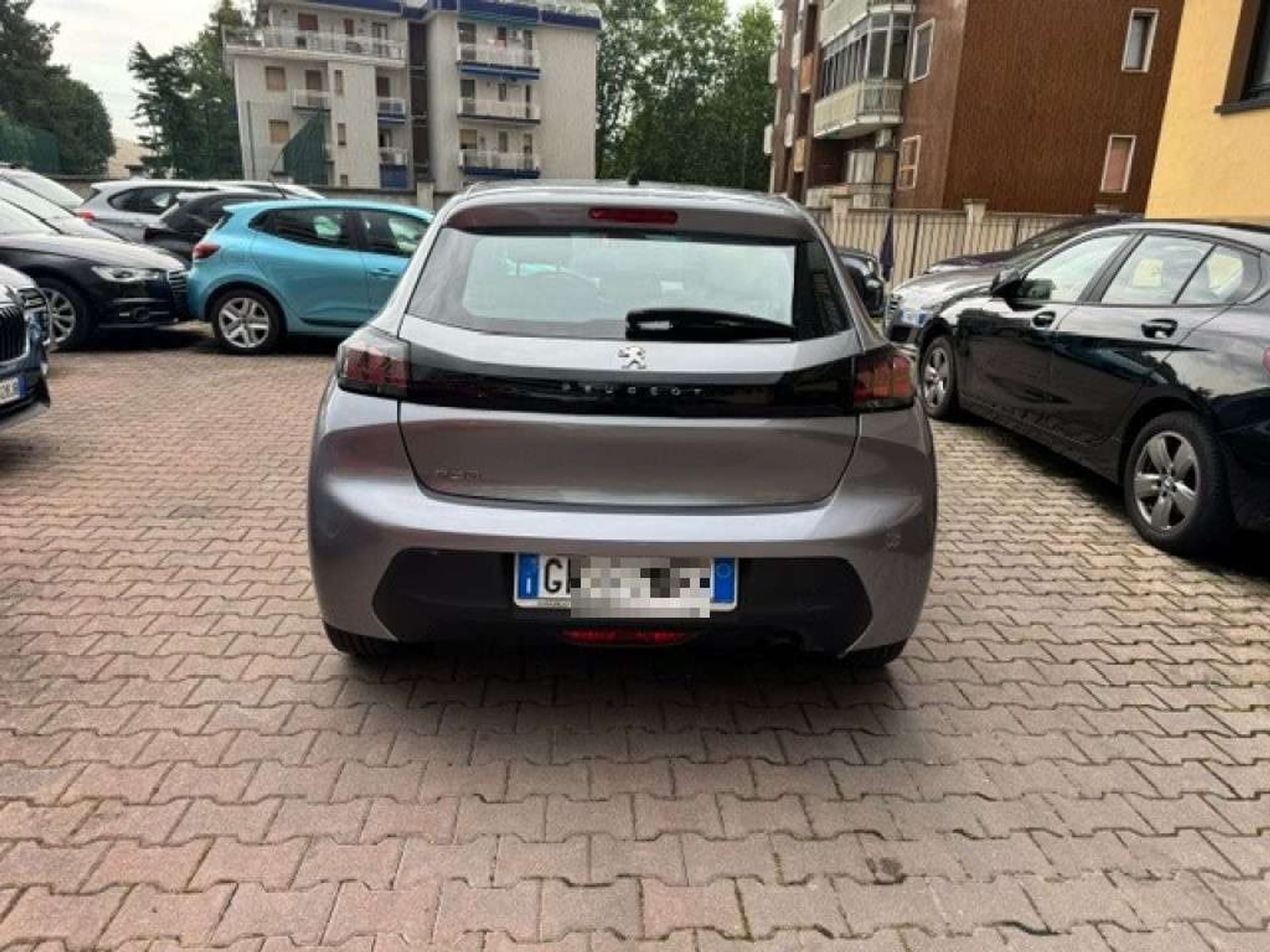 Peugeot 208