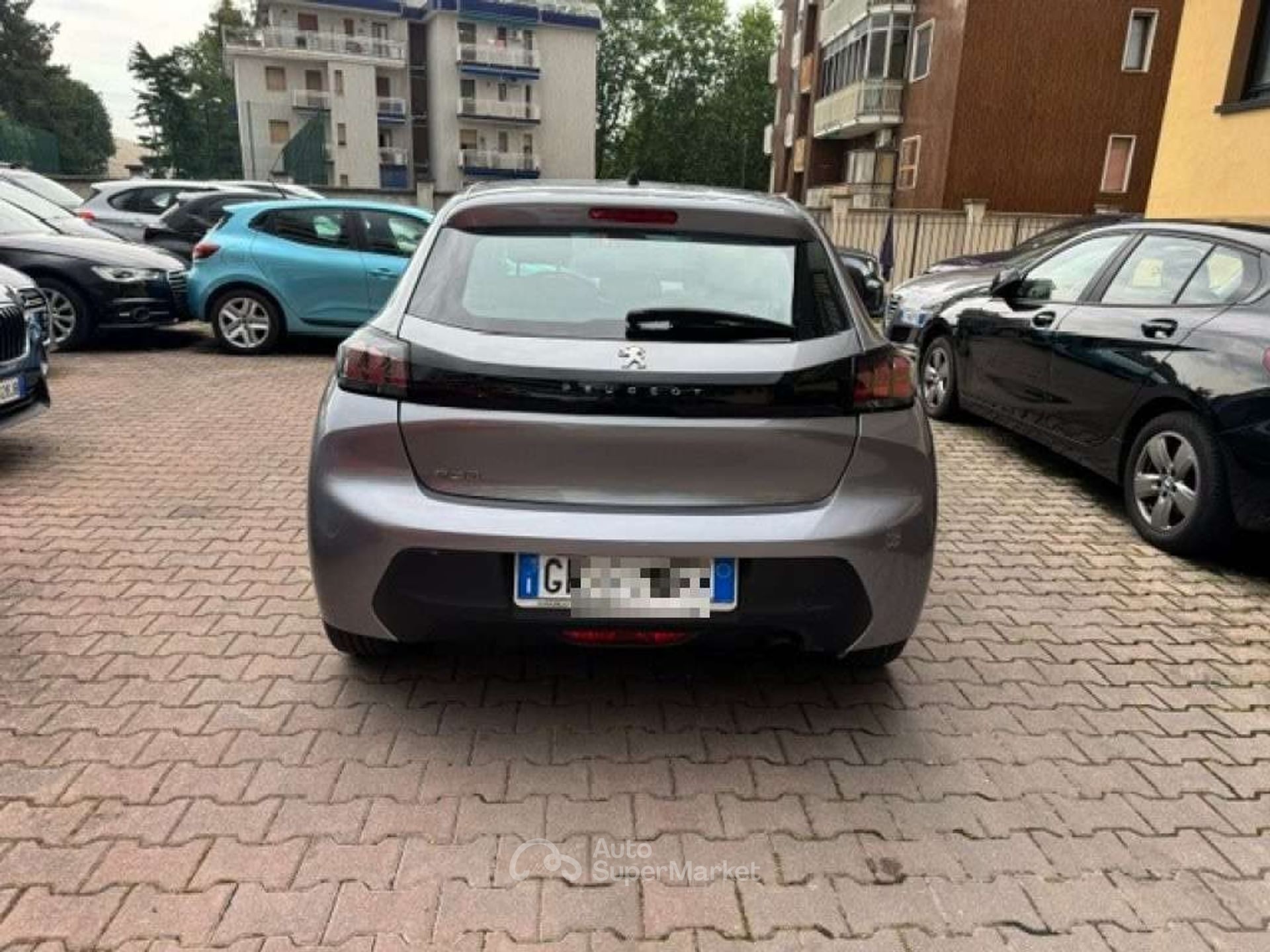 Peugeot 208