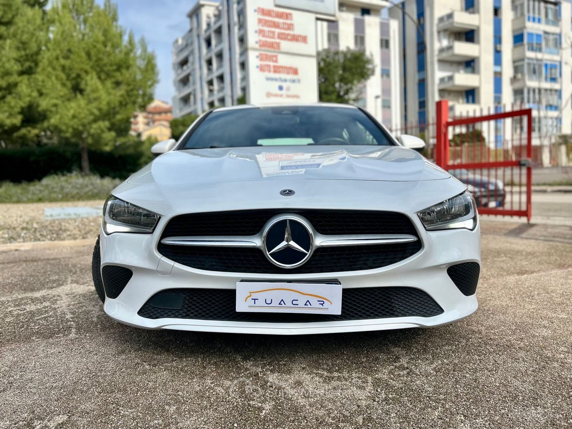 Mercedes-Benz CLA