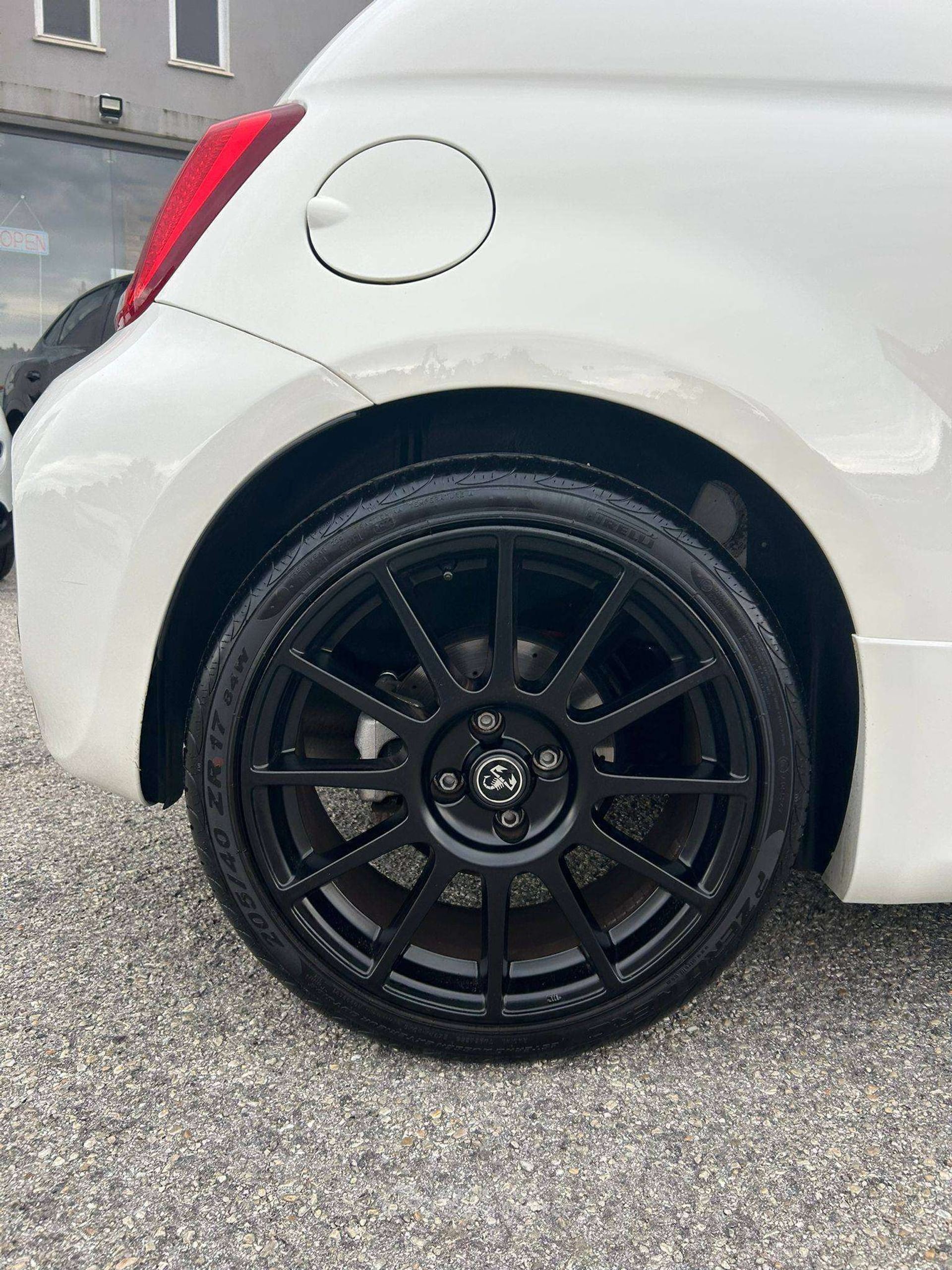 Abarth 595