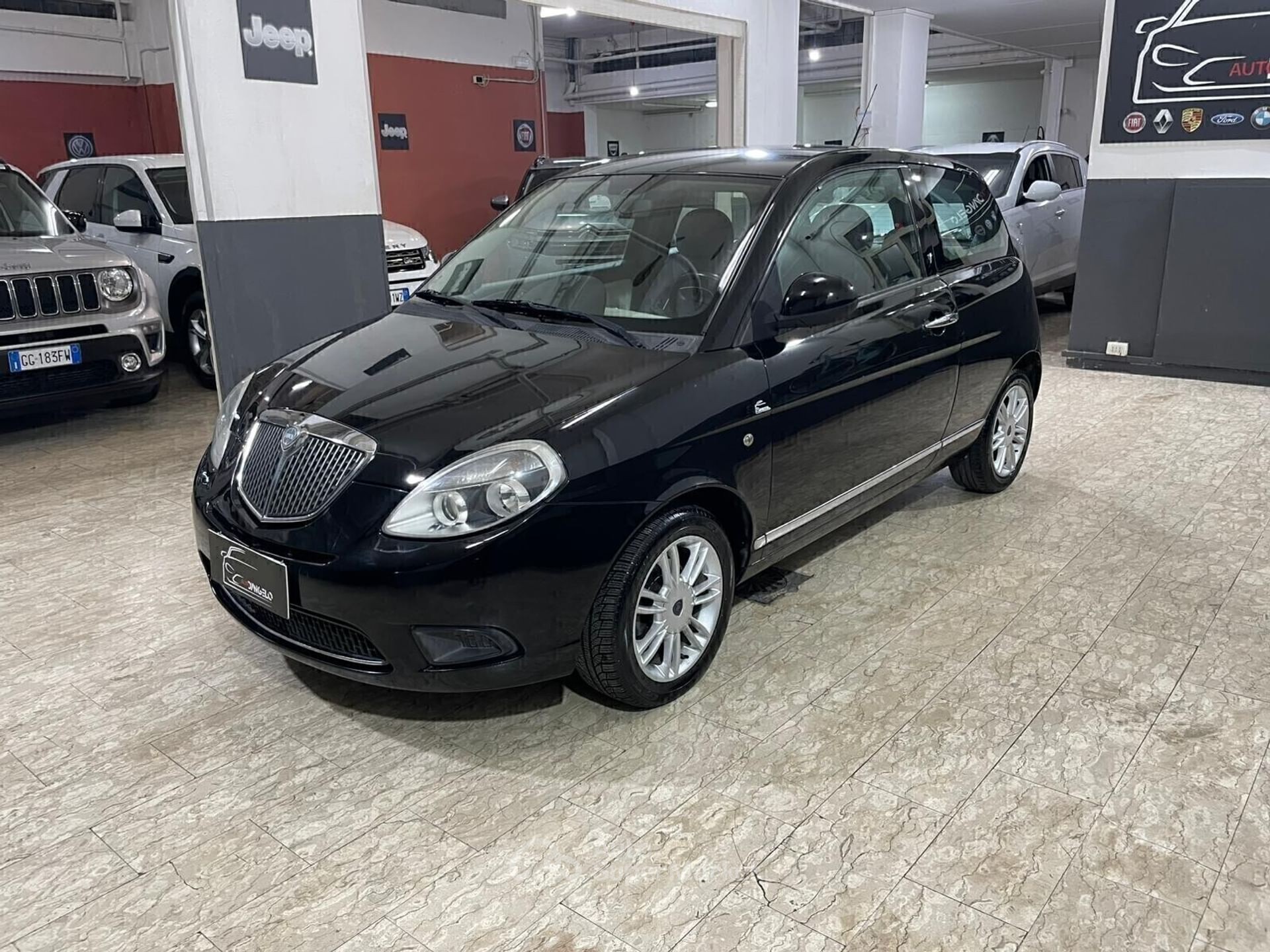 Lancia Ypsilon