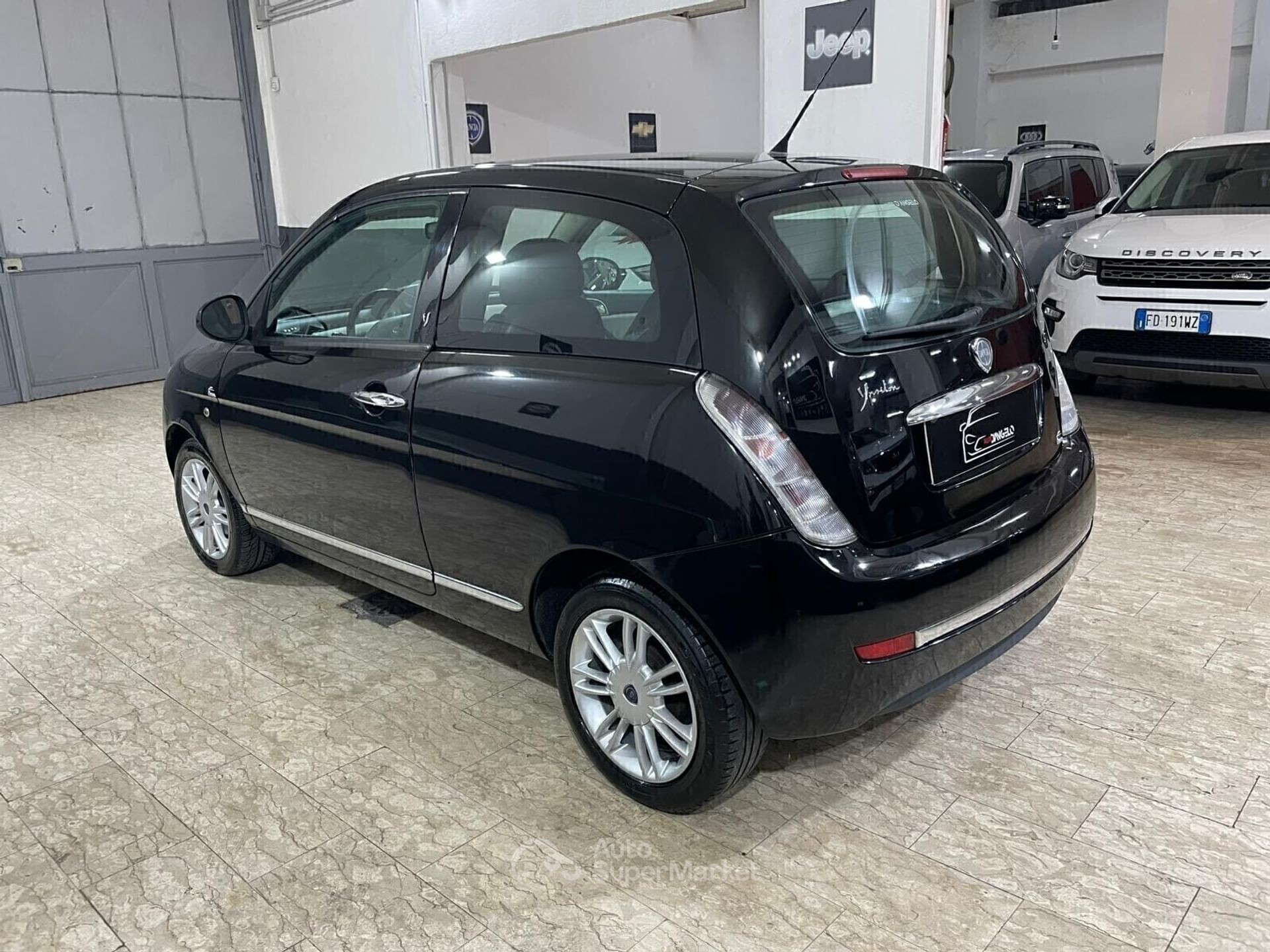 Lancia Ypsilon