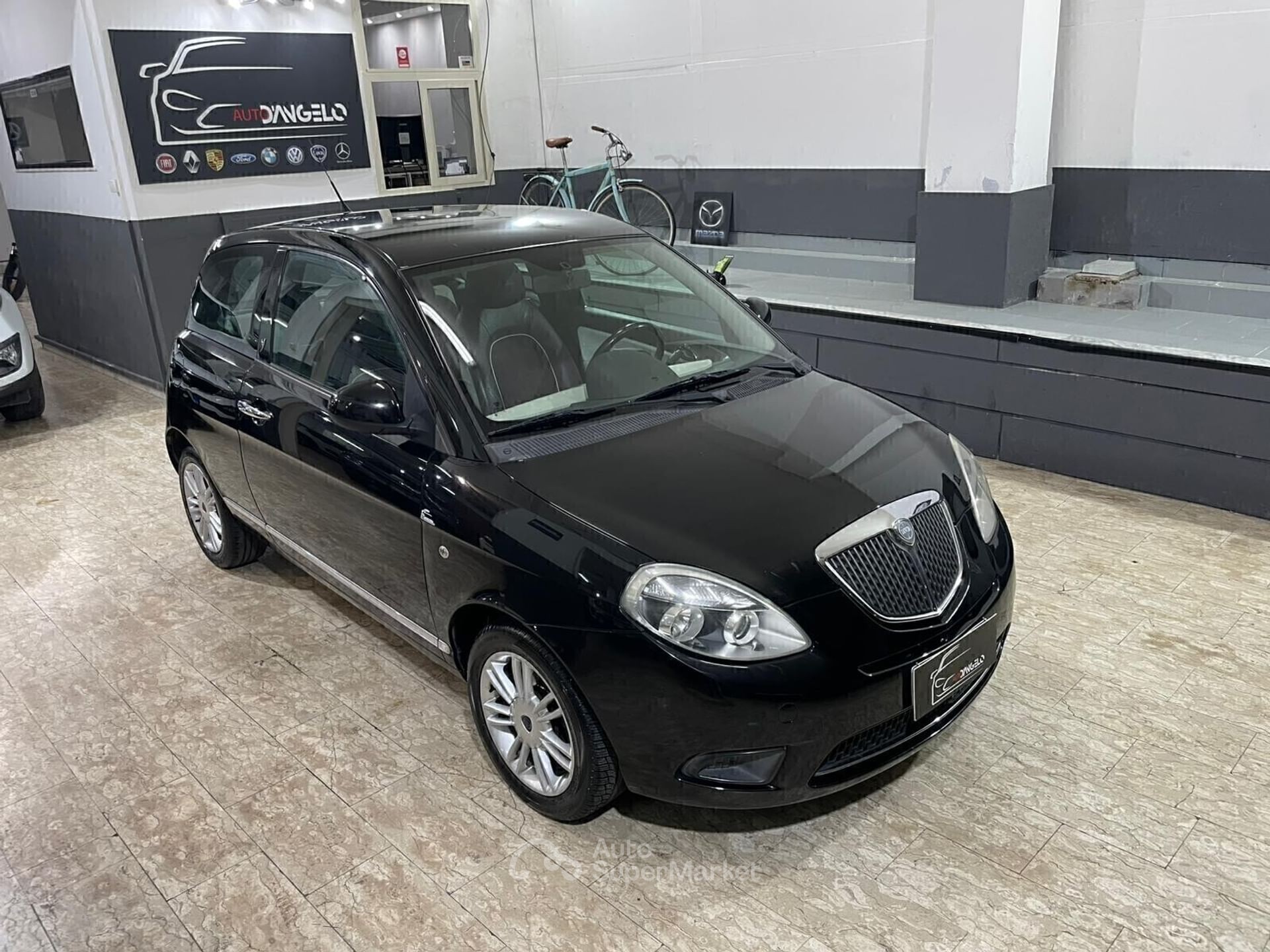 Lancia Ypsilon