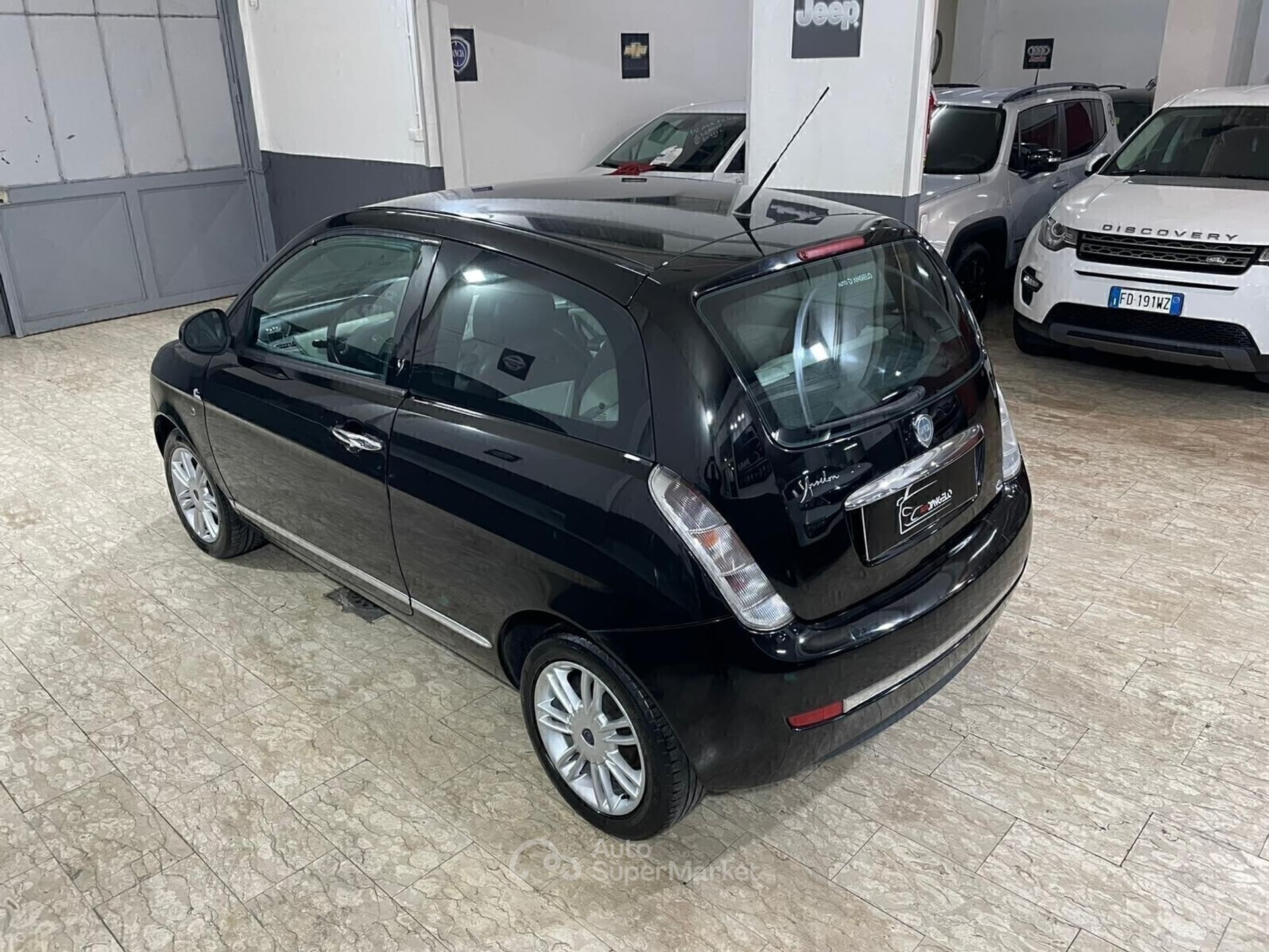 Lancia Ypsilon