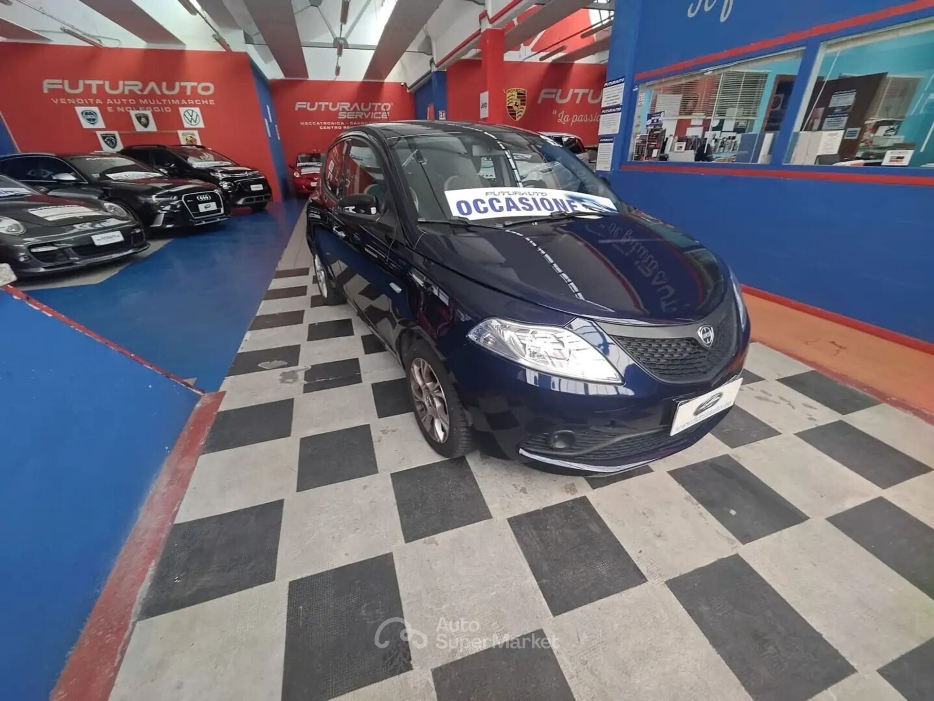 Lancia Ypsilon