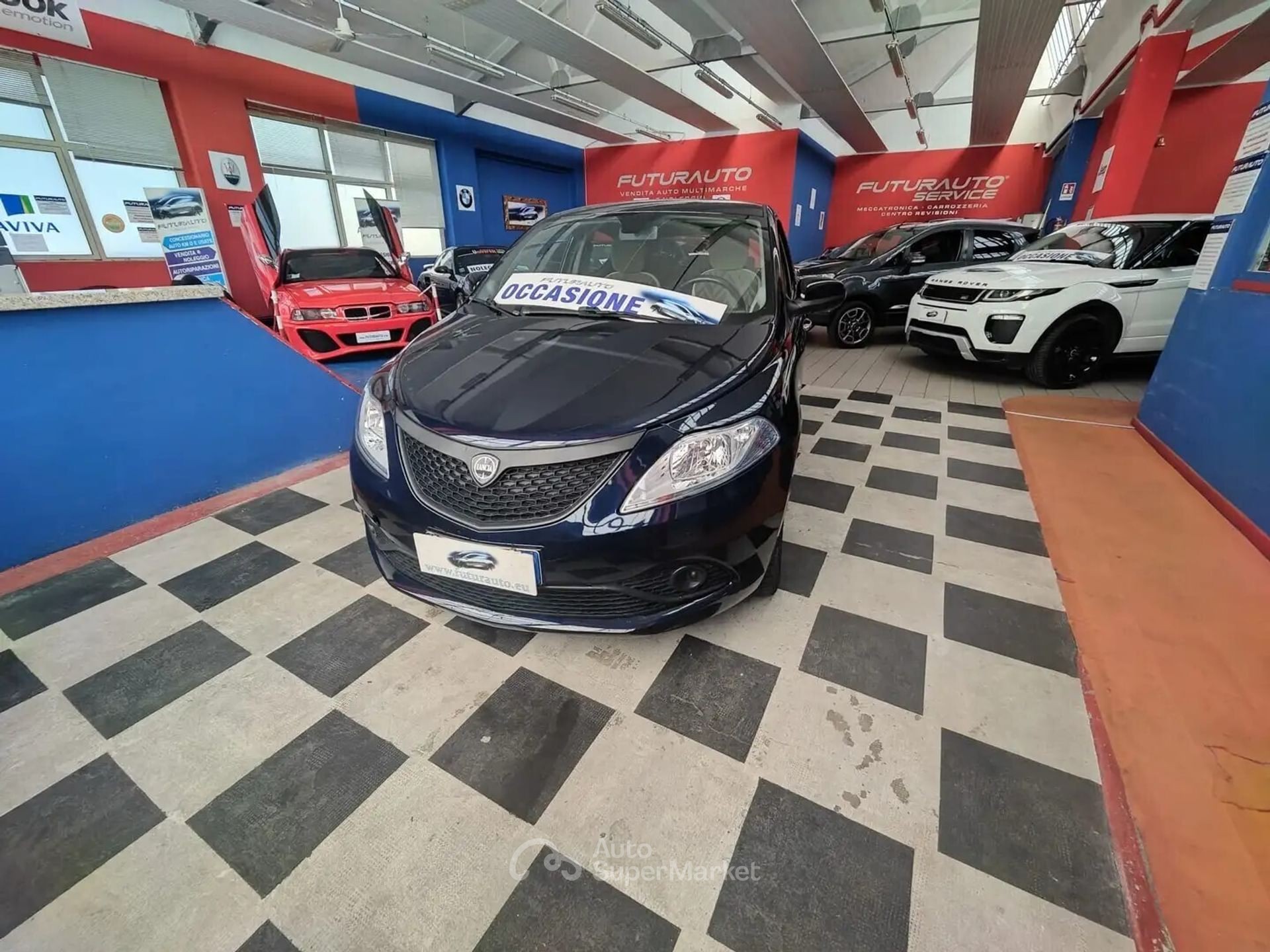 Lancia Ypsilon