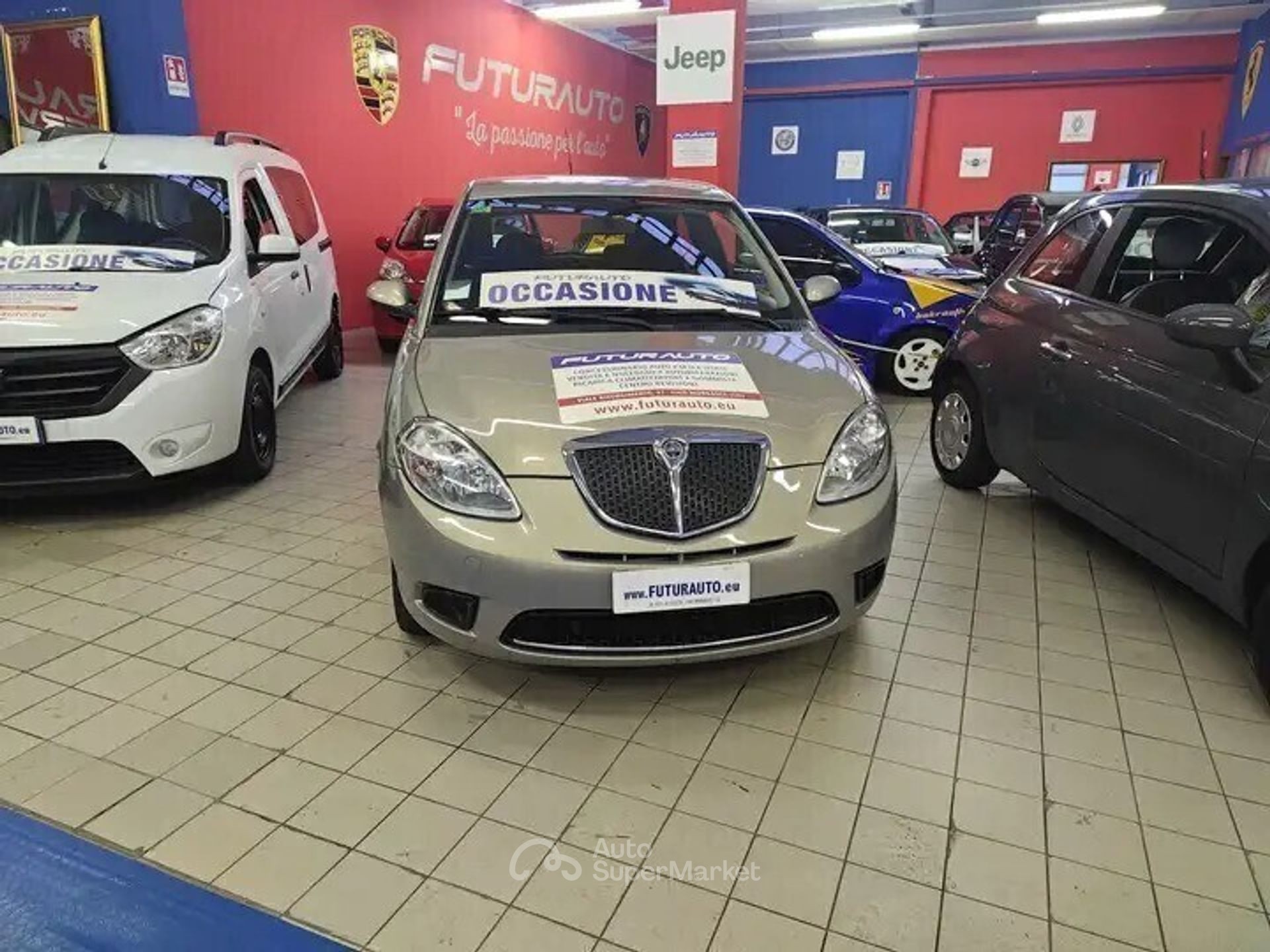 Lancia Ypsilon
