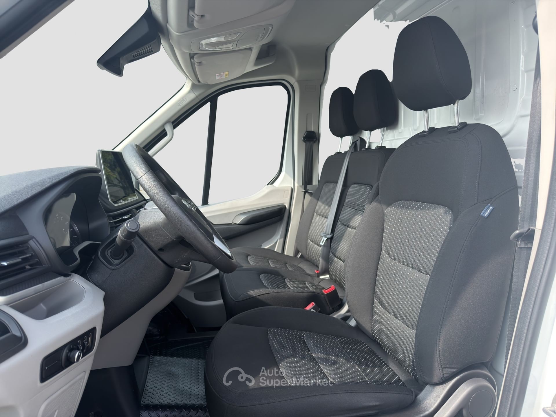 Maxus Deliver9