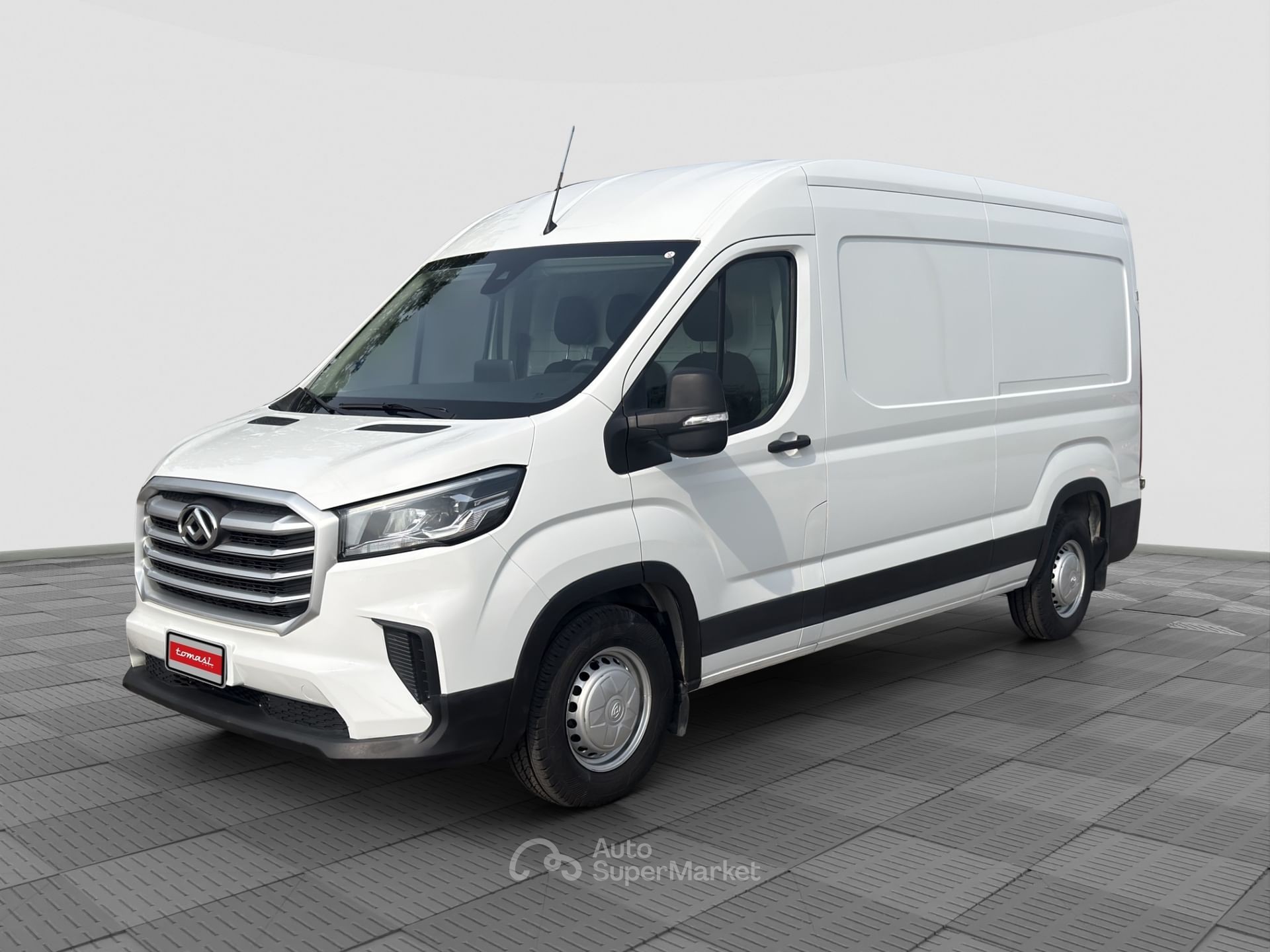Maxus Deliver9