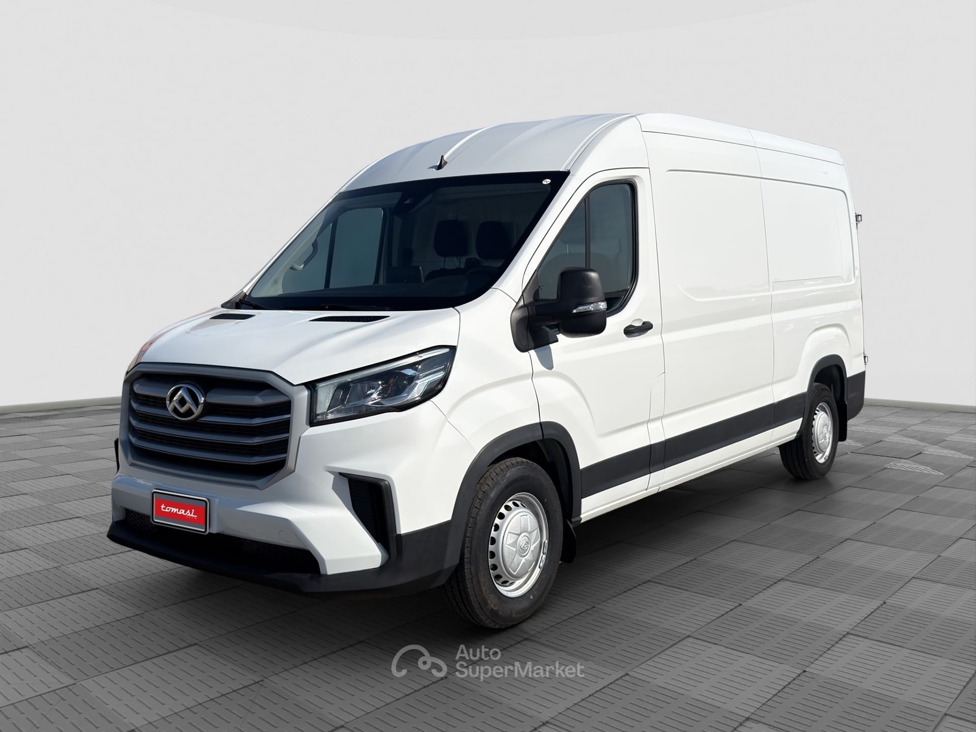 Maxus Deliver9