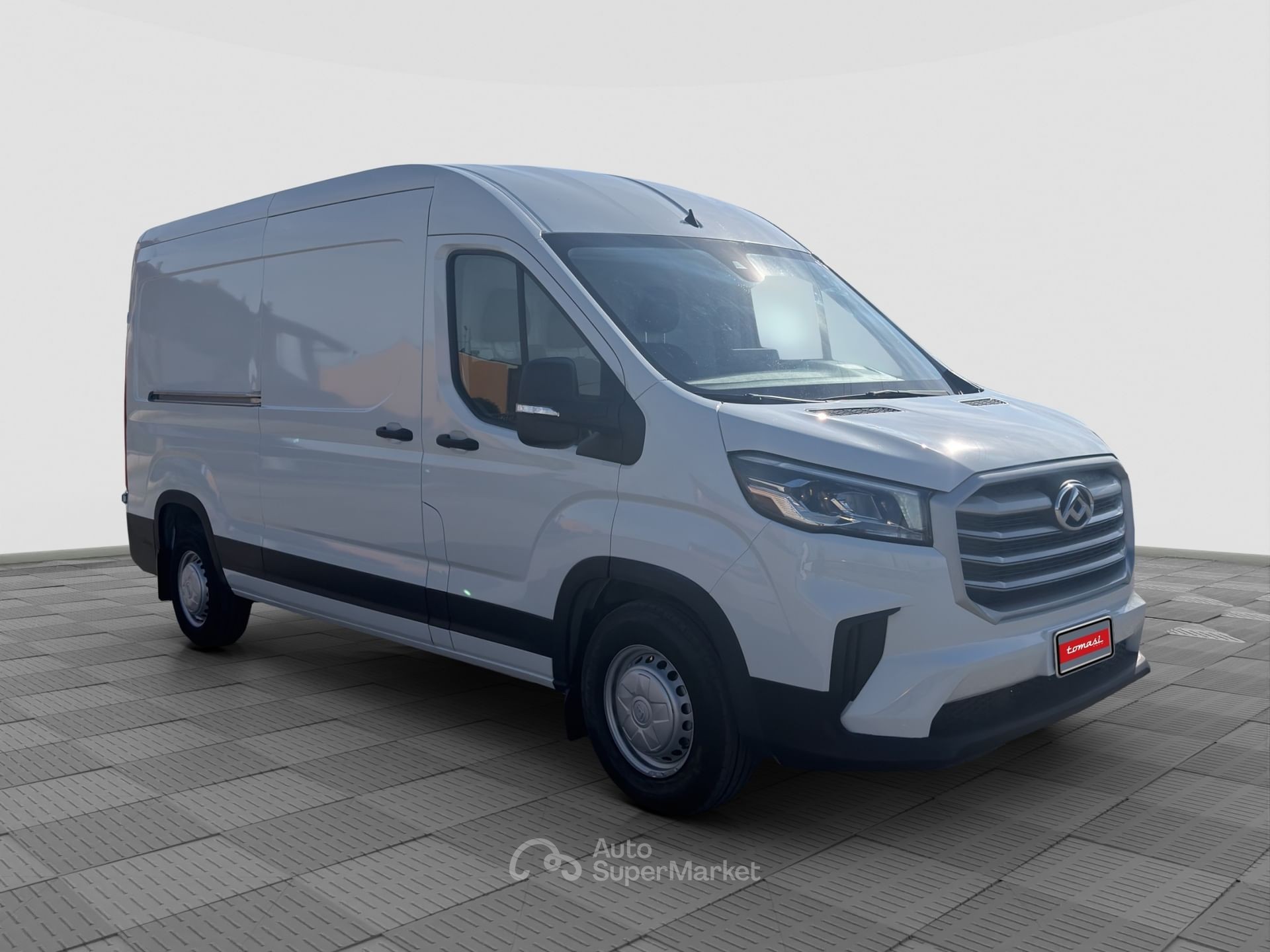 Maxus Deliver9