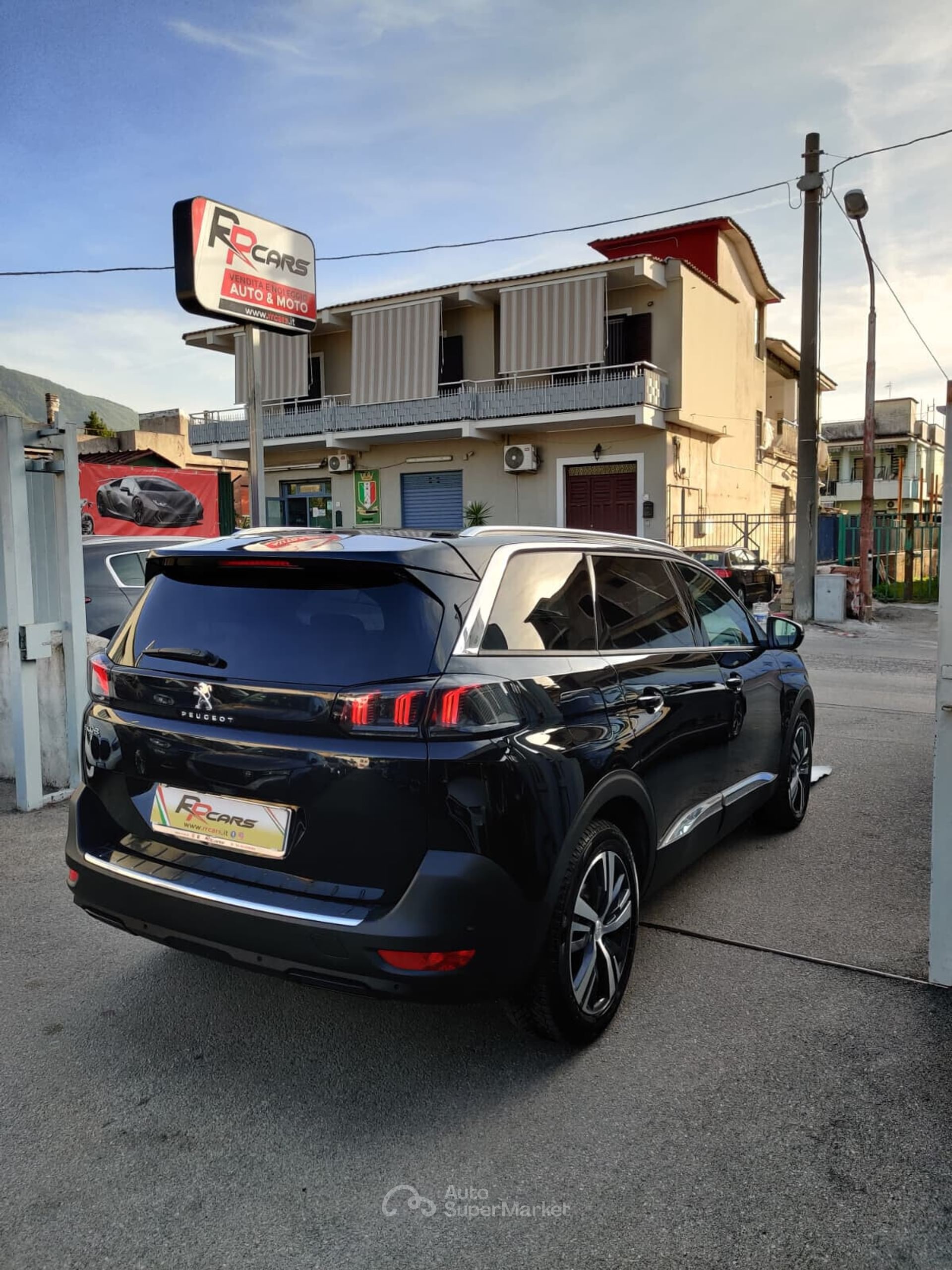 Peugeot 5008