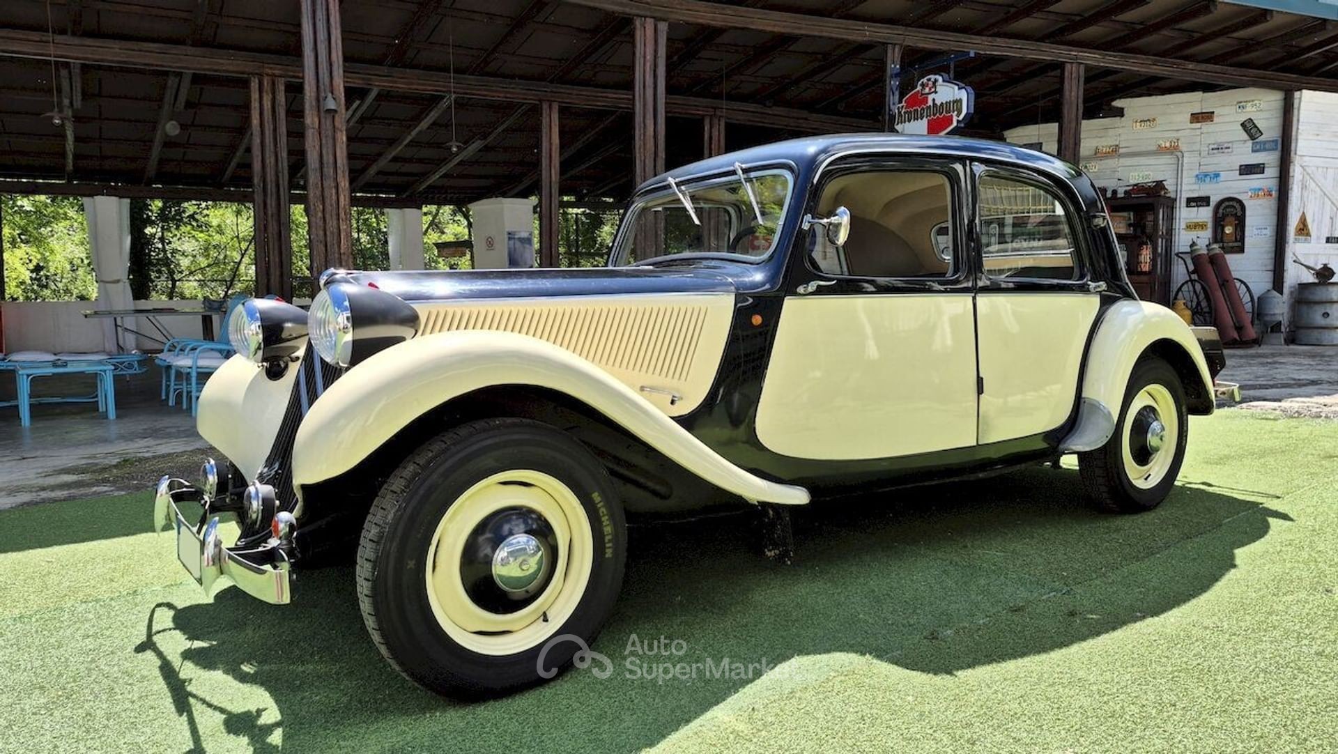 Citroen Traction Avant