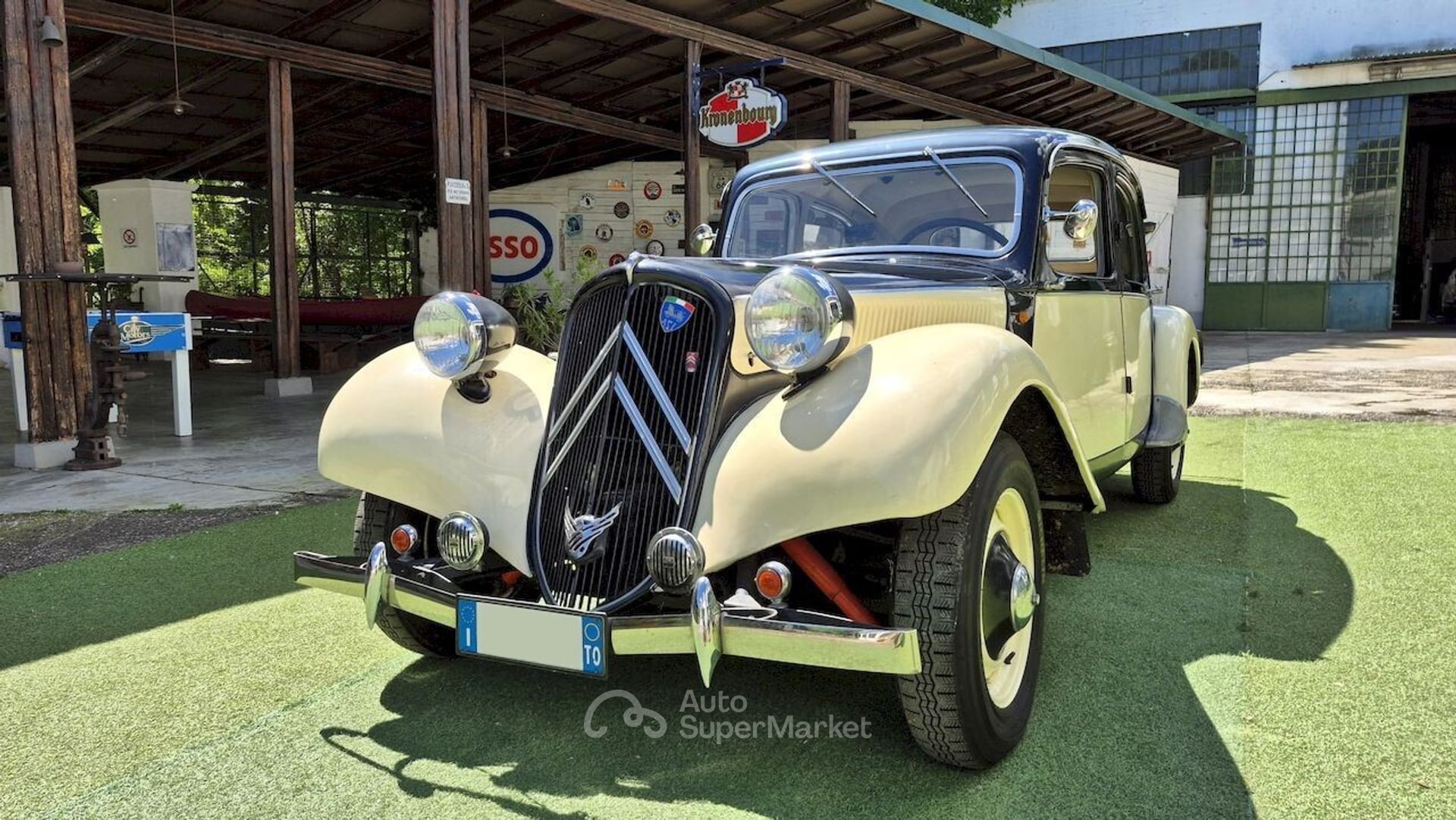 Citroen Traction Avant