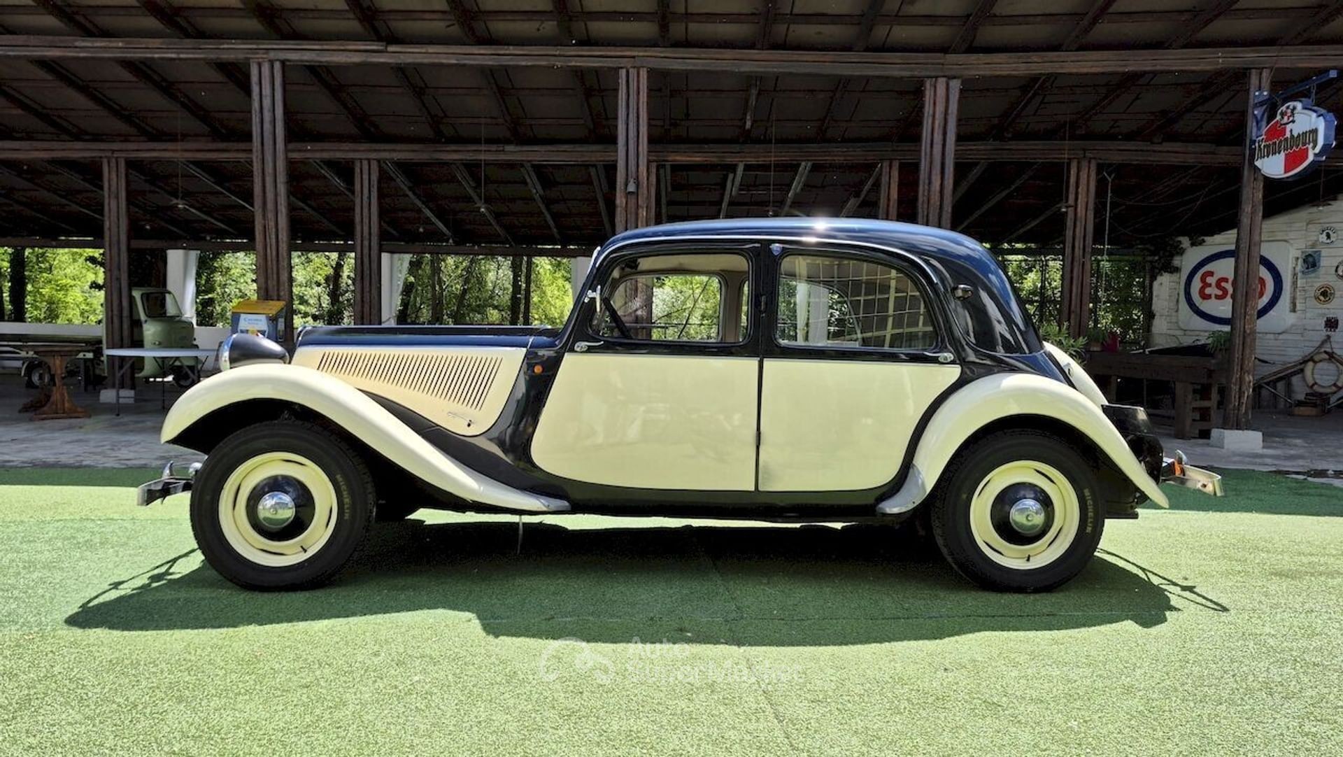 Citroen Traction Avant