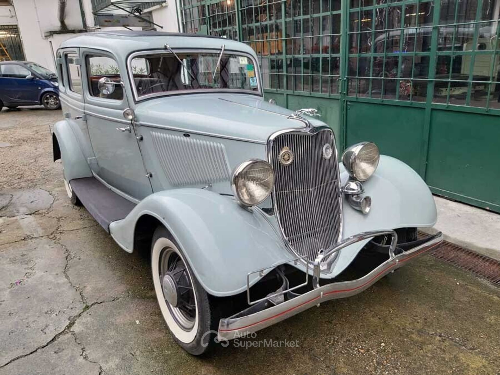 Ford Altro